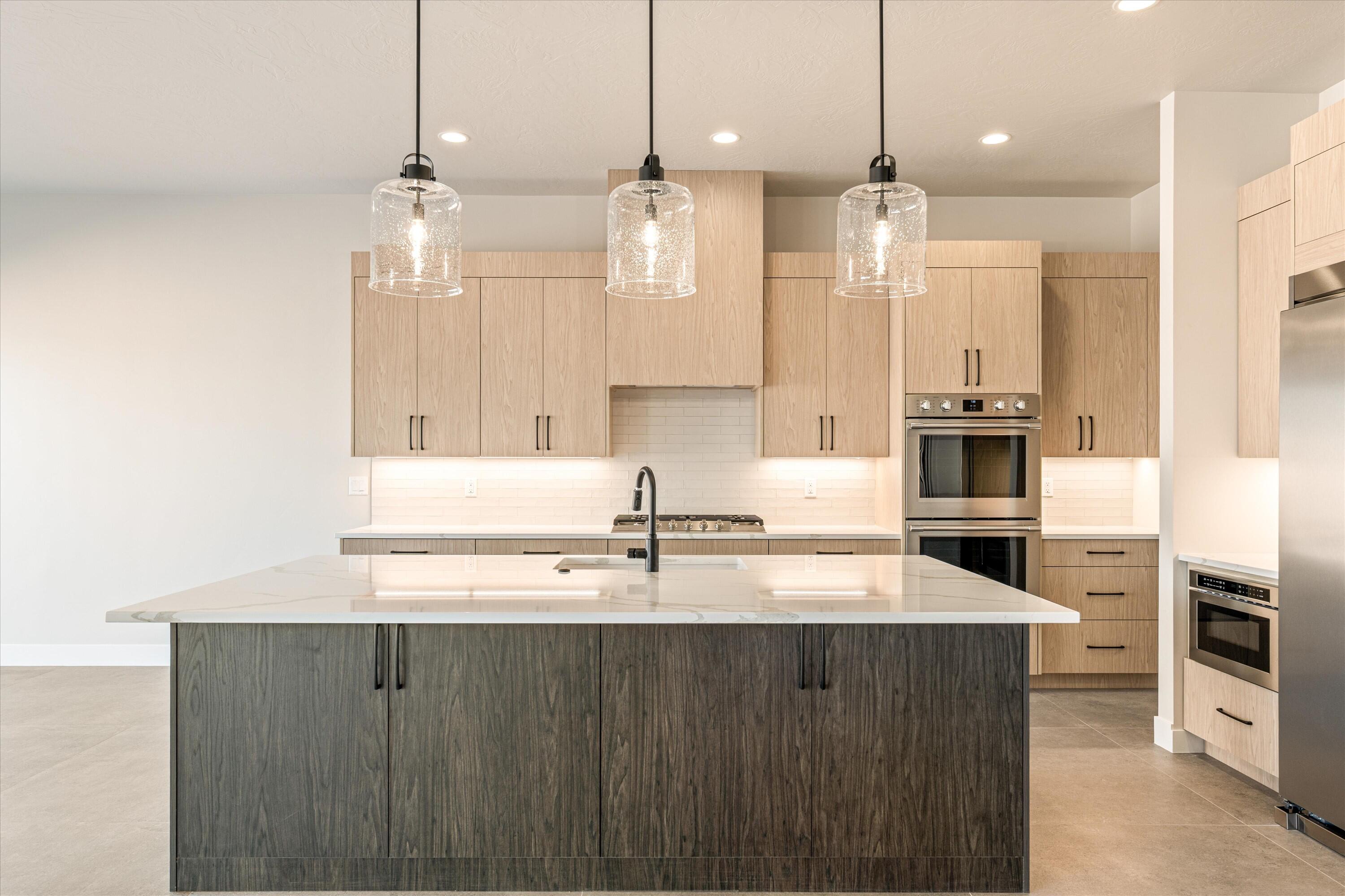 CRIMSON VISTAS - Residential