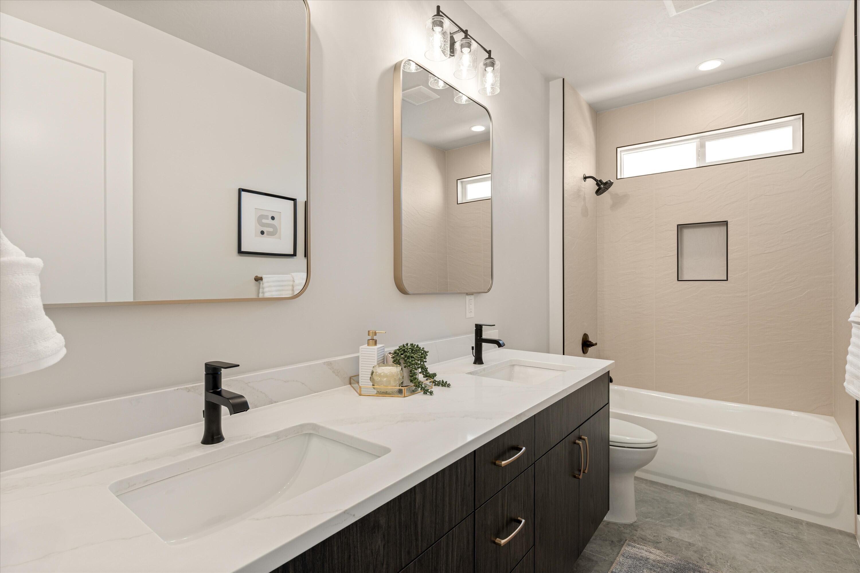 CRIMSON VISTAS - Residential