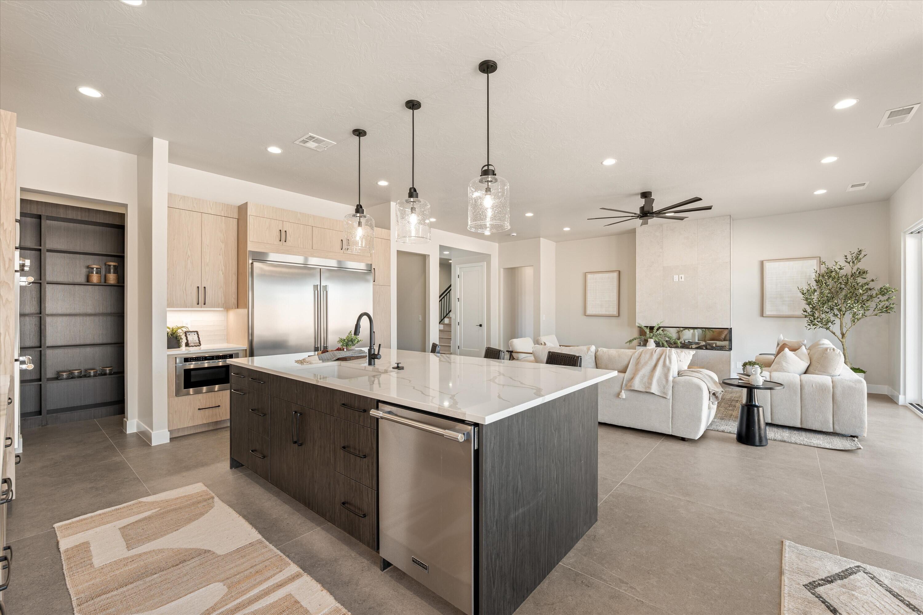 CRIMSON VISTAS - Residential