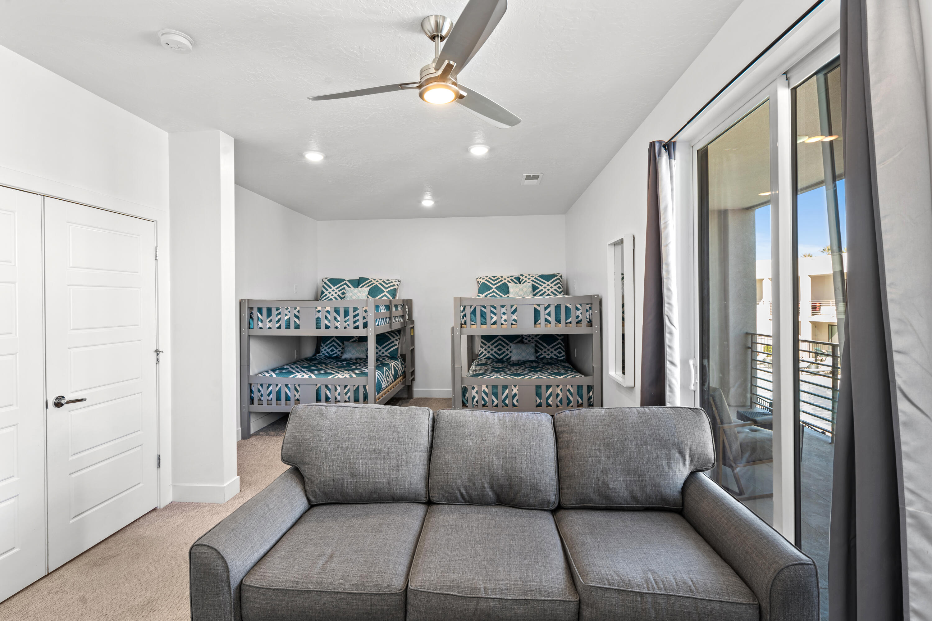 LOFTS AT GREEN VALLEY - Residential