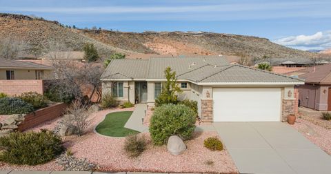 Photo of 1289 N OVERLAND TRAILS CIR, Washington, UT 84780 (MLS # 26-269269)