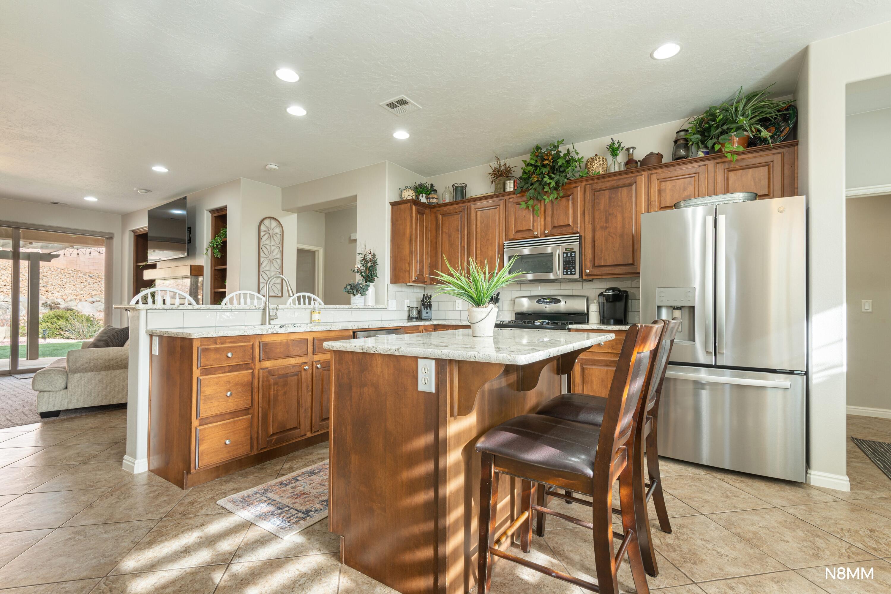 CORAL CANYON - Residential