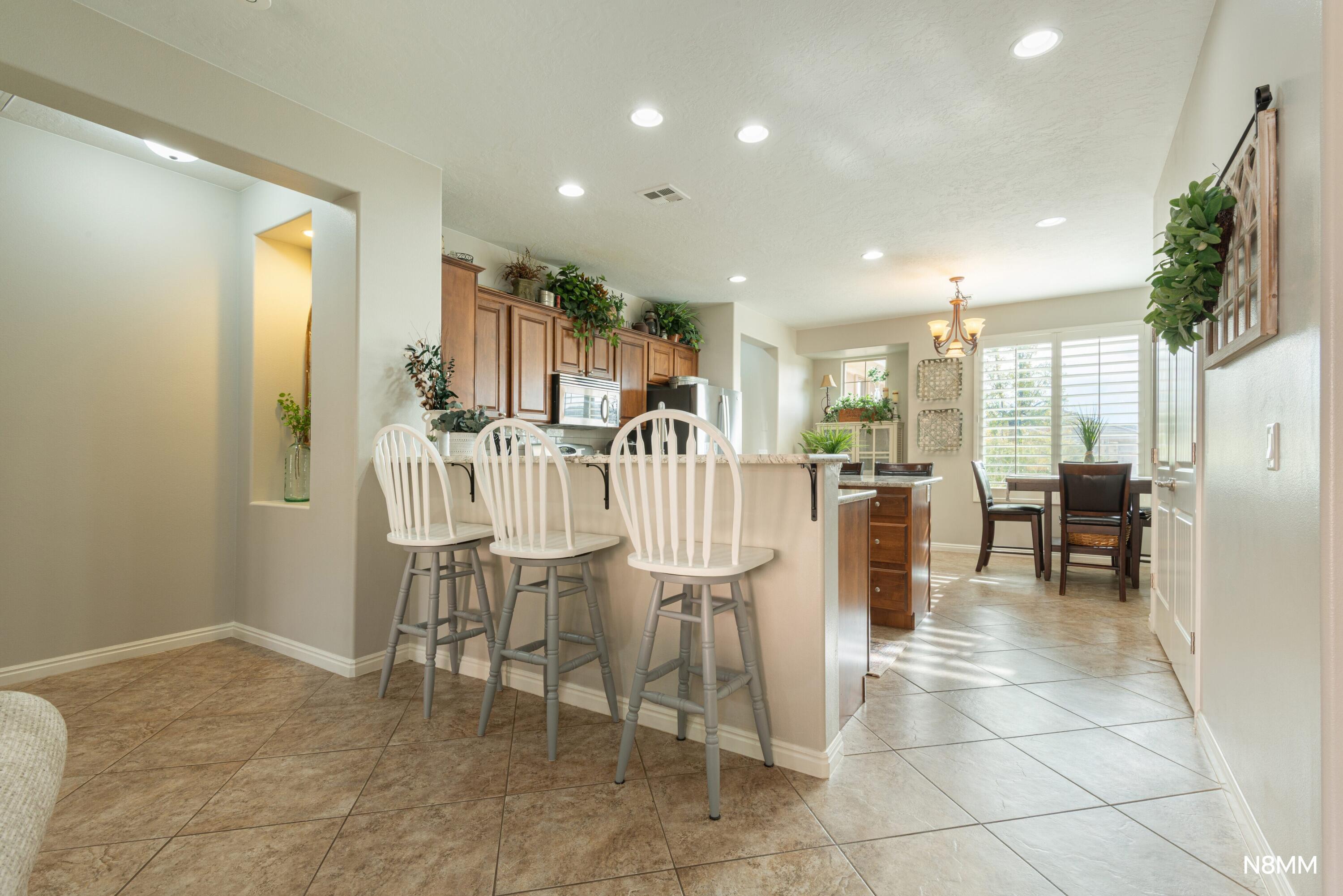 CORAL CANYON - Residential