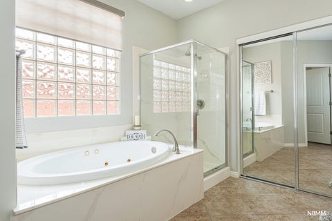 Tiny photo for 1289 N OVERLAND TRAILS CIR, Washington, UT 84780 (MLS # 26-269269)