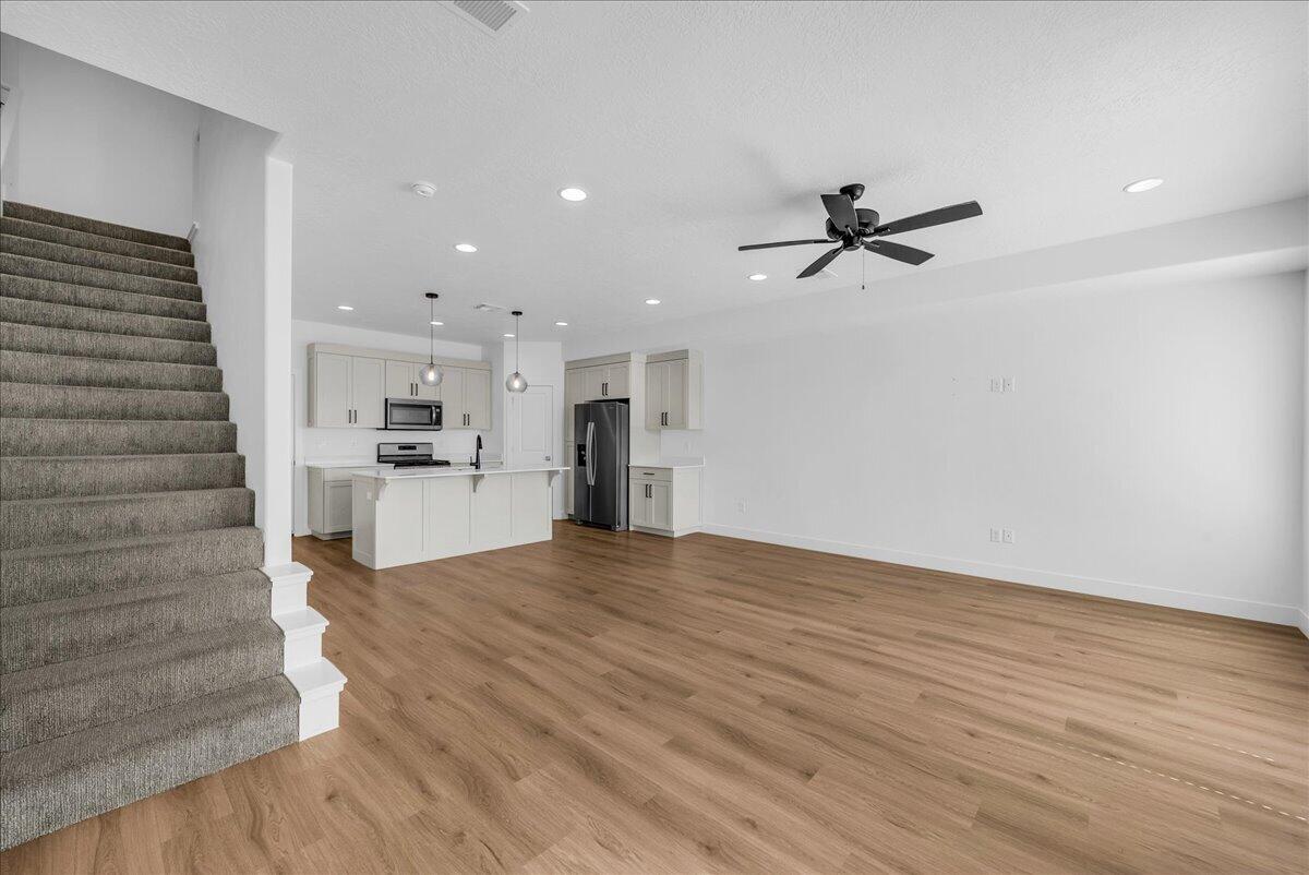 WOODLAND ESTATES TOWNHOMES - Residential