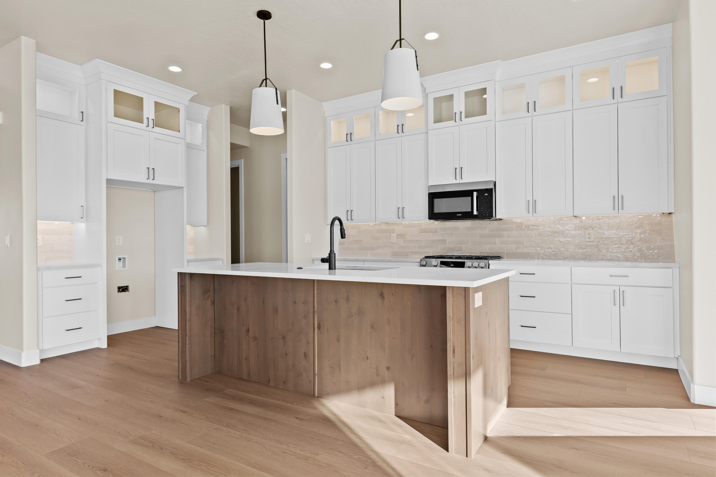 ZIONS GATE ESTATES - Residential