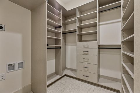 Tiny photo for 273 E 1050 N 21 #21, Hurricane, UT 84737 (MLS # 25-266255)