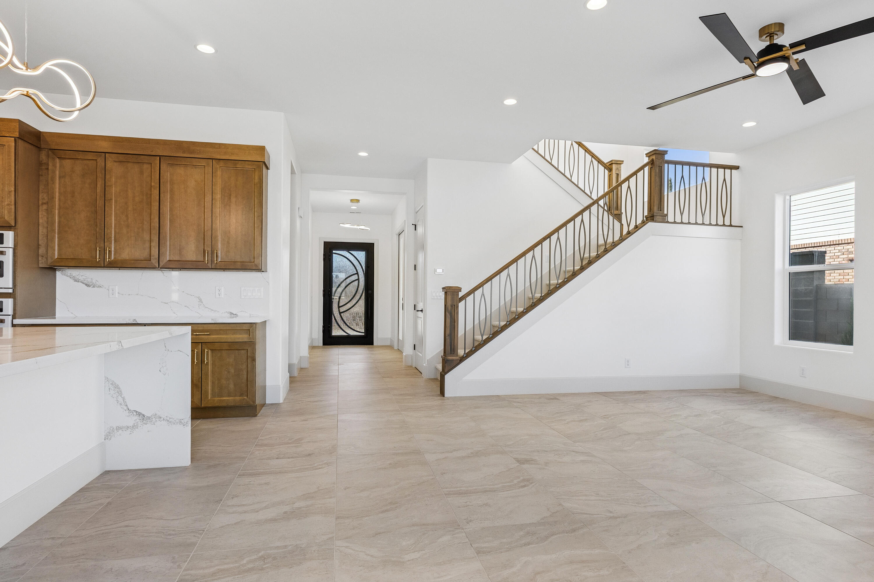 FALCON RIDGE - Residential