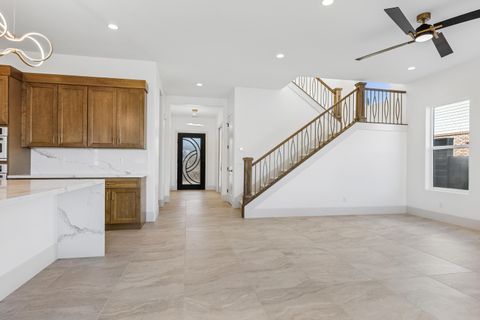 Tiny photo for 273 E 1050 N 21 #21, Hurricane, UT 84737 (MLS # 25-266255)