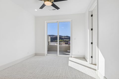 Tiny photo for 273 E 1050 N 21 #21, Hurricane, UT 84737 (MLS # 25-266255)