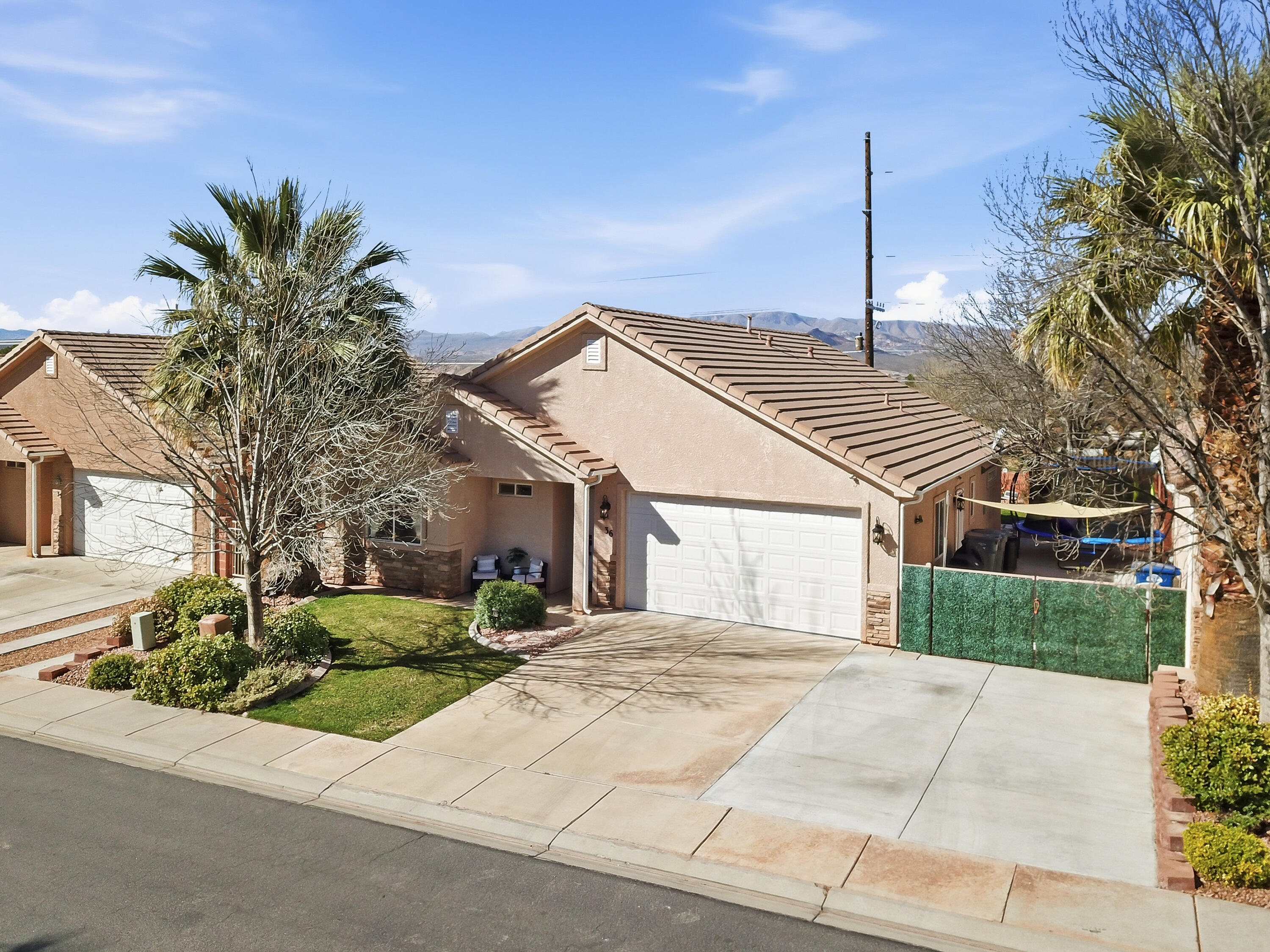 EMERALD RIDGE - Residential