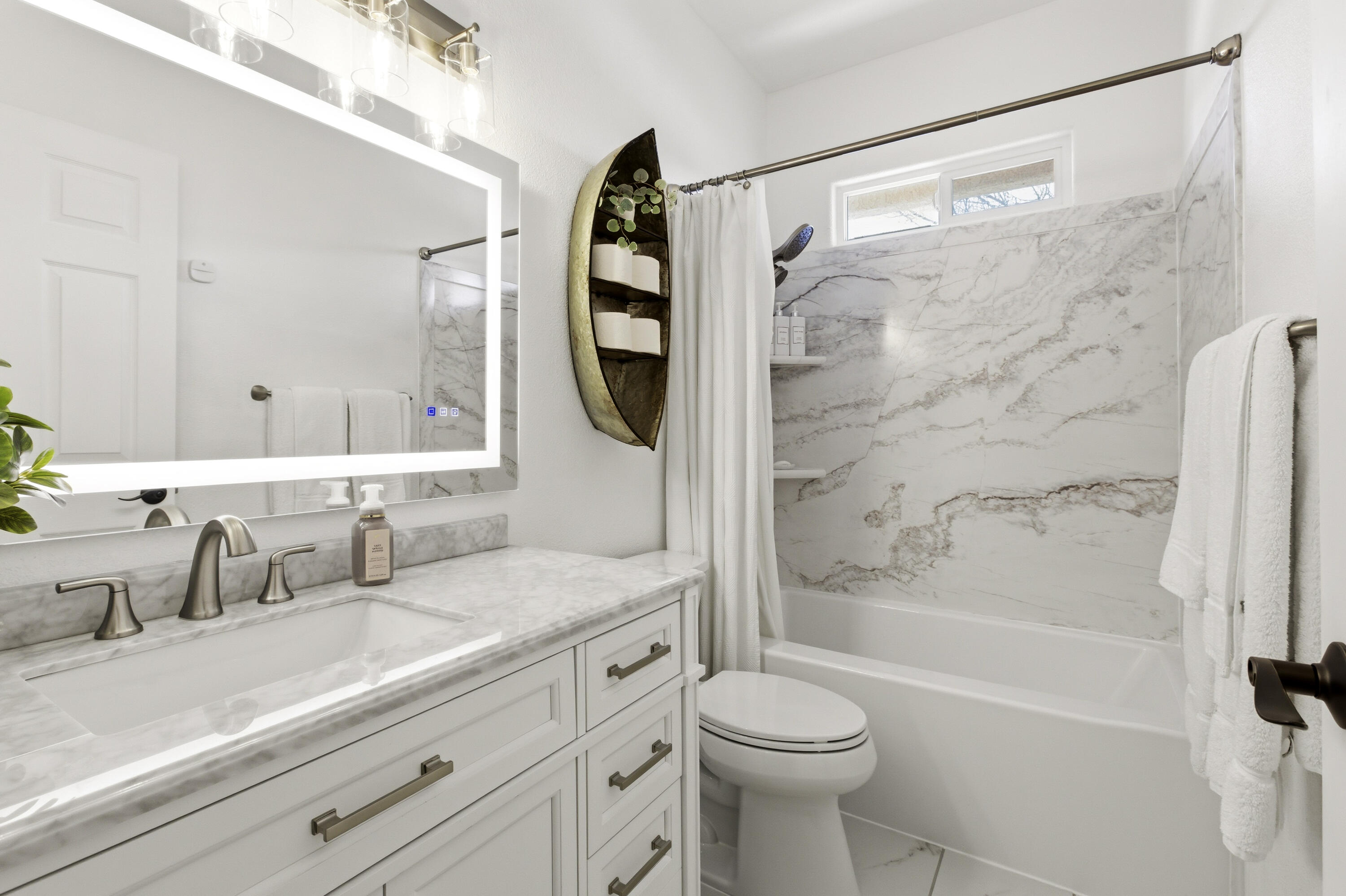 EMERALD RIDGE - Residential