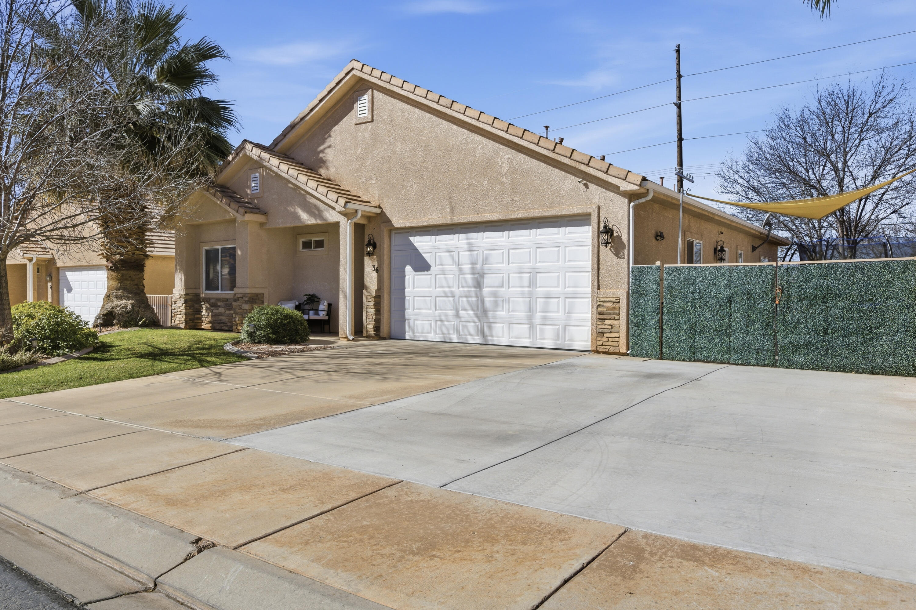 EMERALD RIDGE - Residential