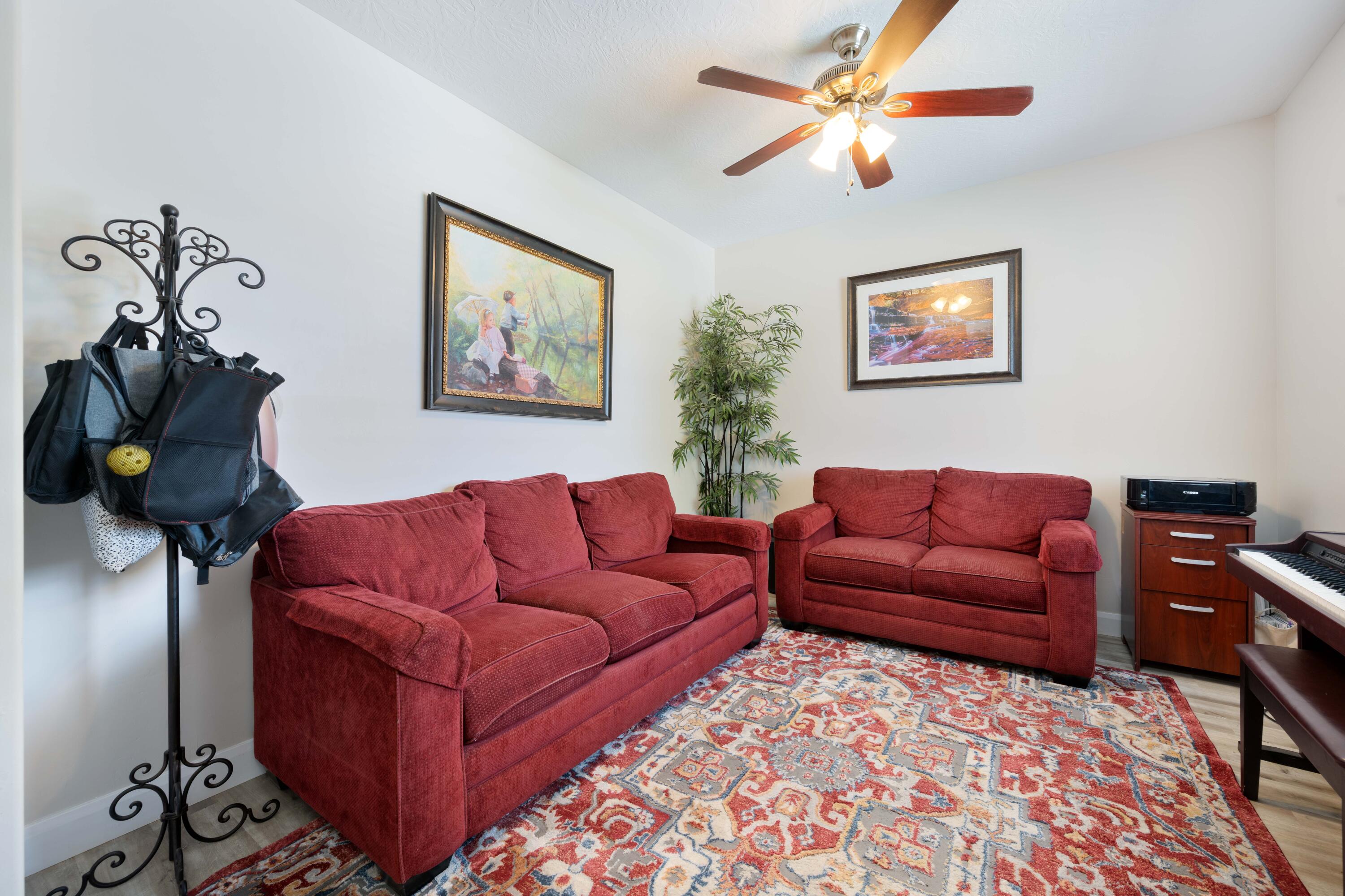 PARADISE PARK - Residential