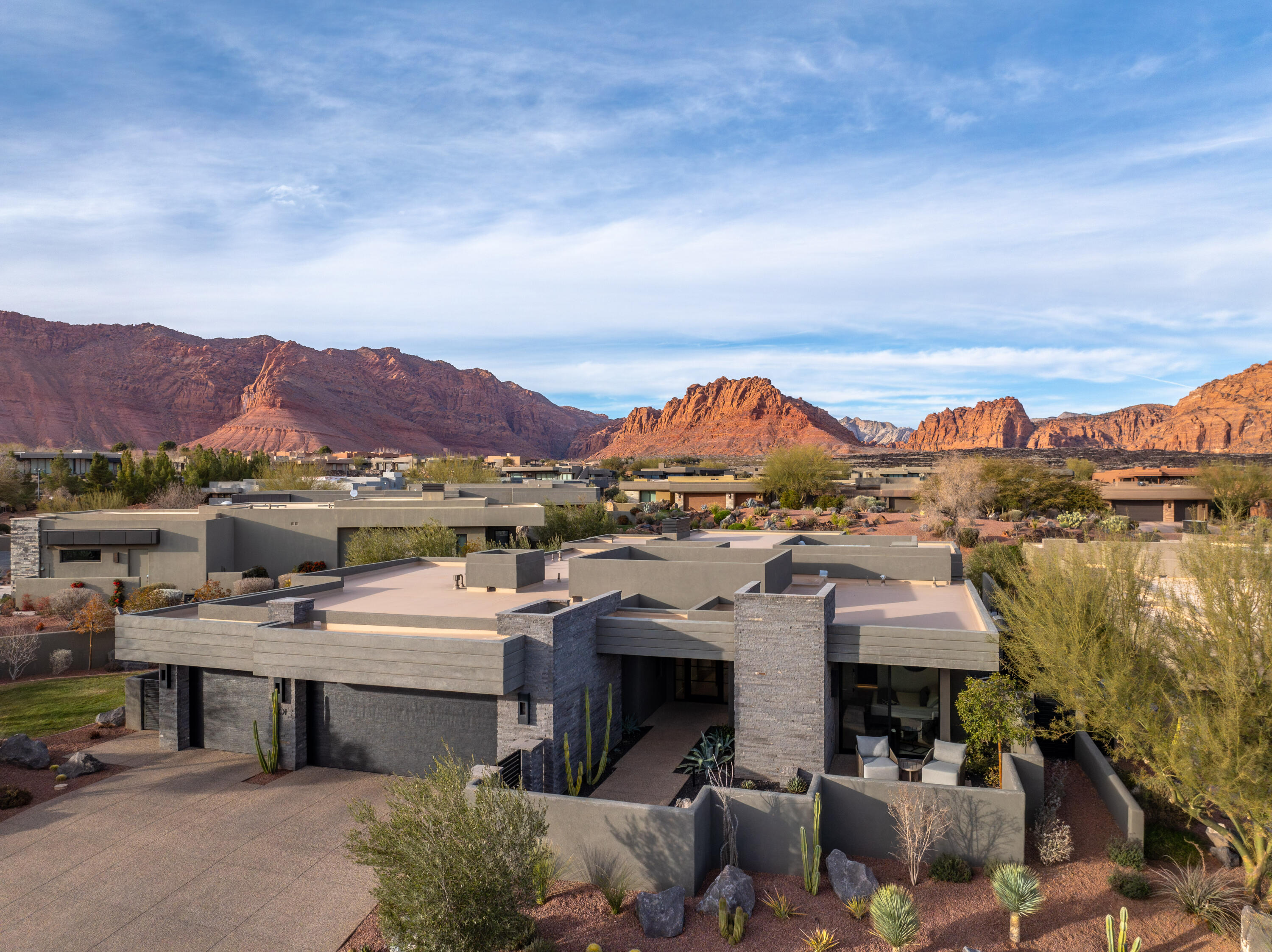RESERVE OF ENTRADA SNOW CANYON PATIO HOMES - Residential