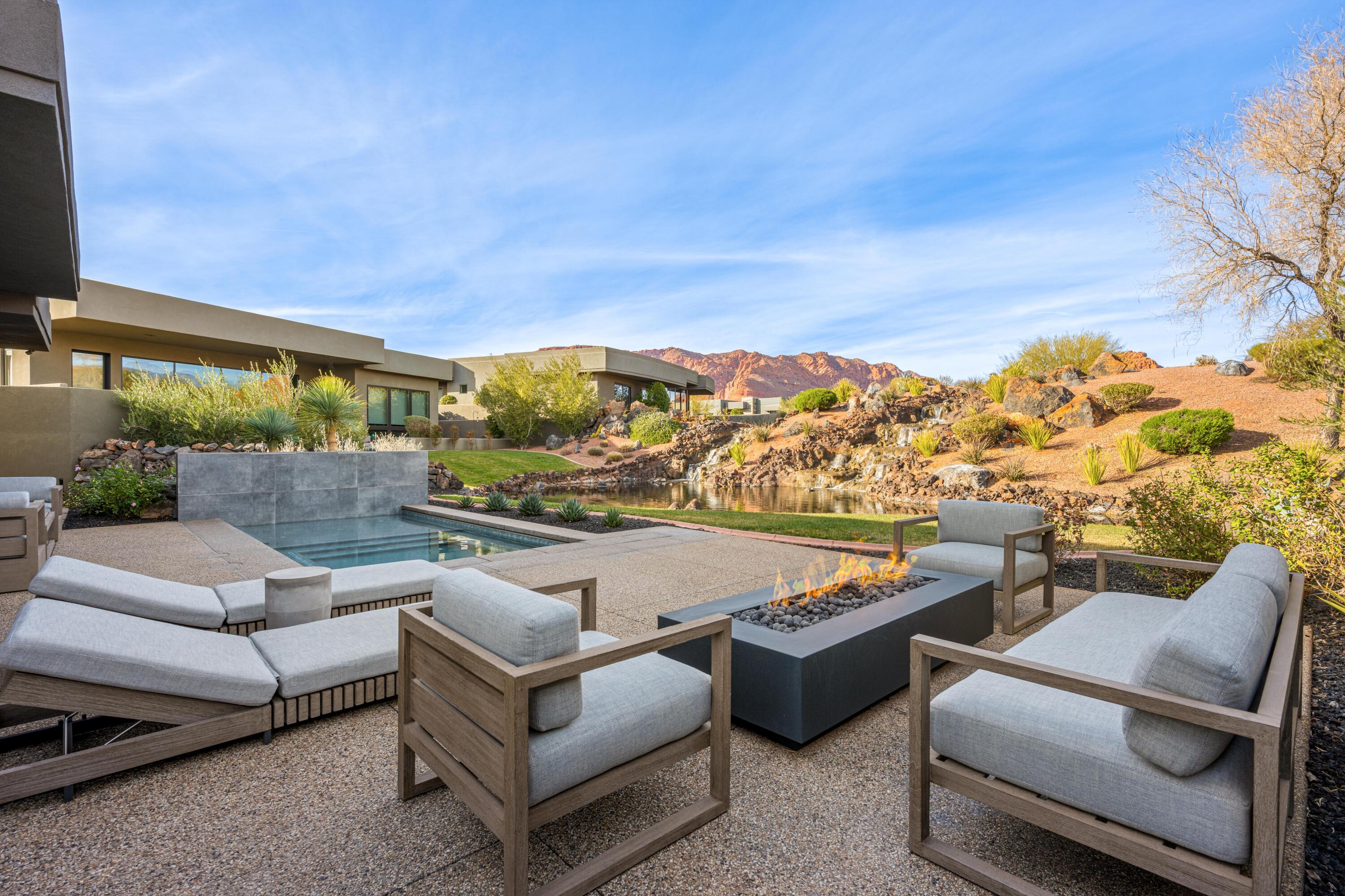RESERVE OF ENTRADA SNOW CANYON PATIO HOMES - Residential