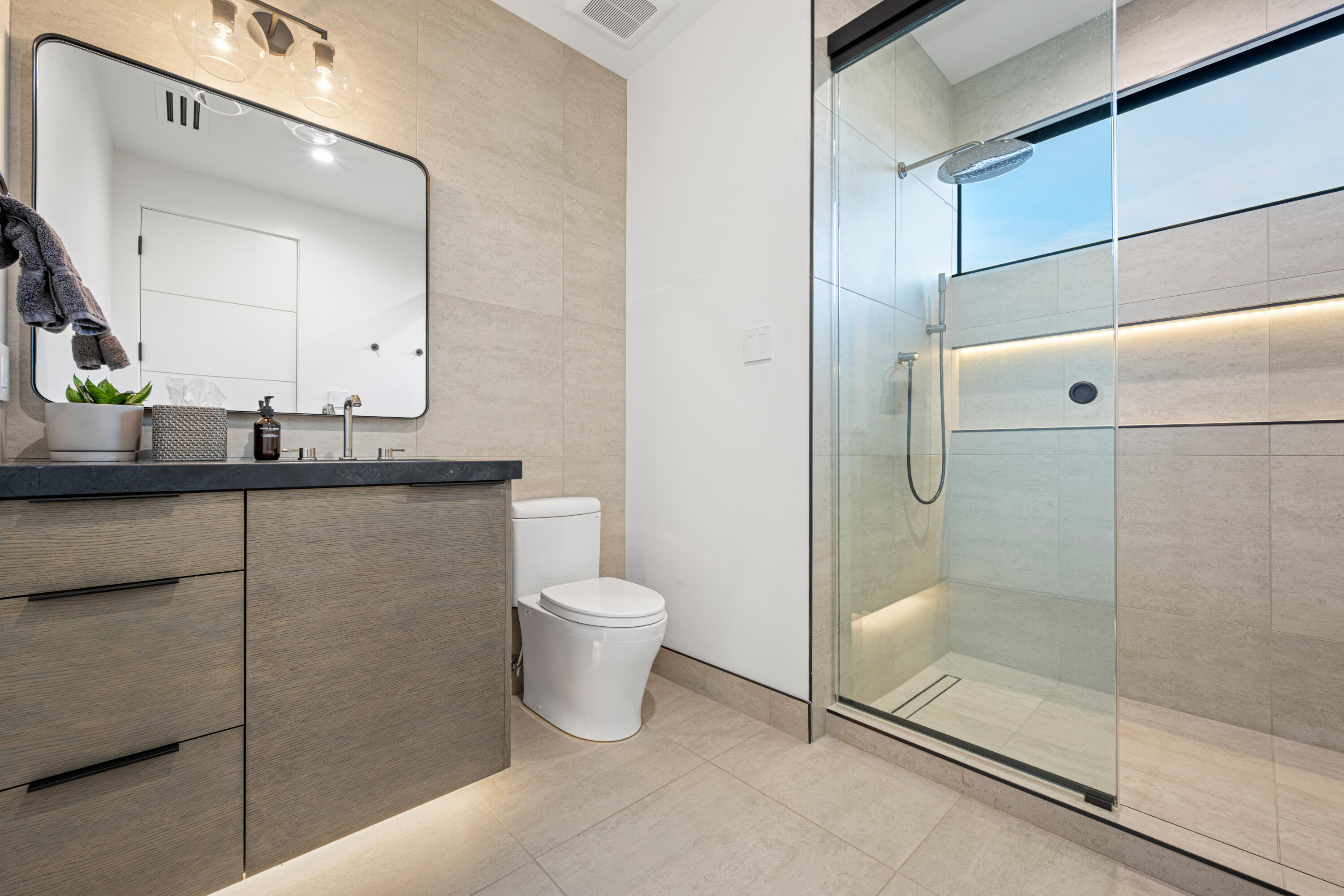 RESERVE OF ENTRADA SNOW CANYON PATIO HOMES - Residential