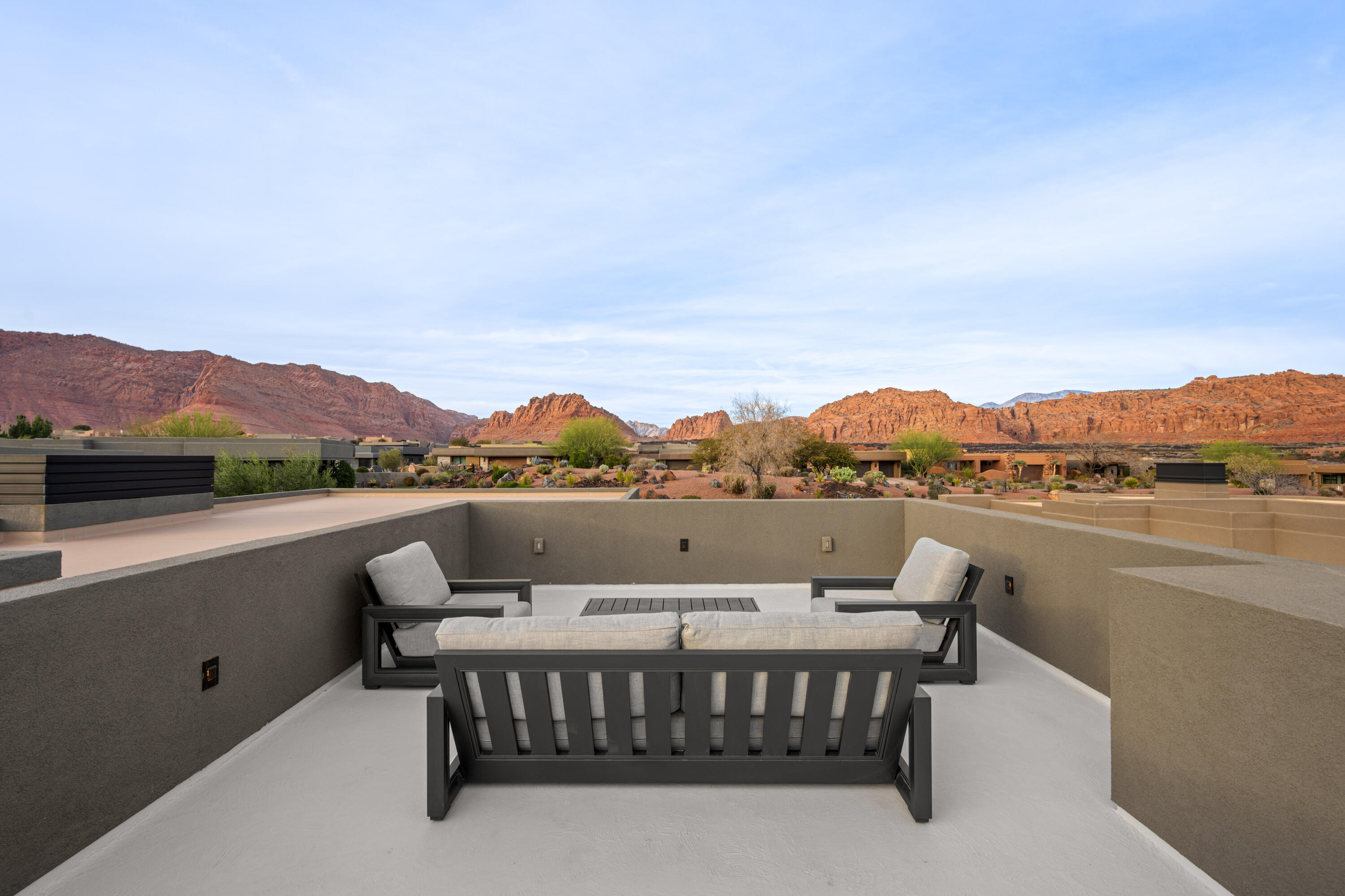 RESERVE OF ENTRADA SNOW CANYON PATIO HOMES - Residential