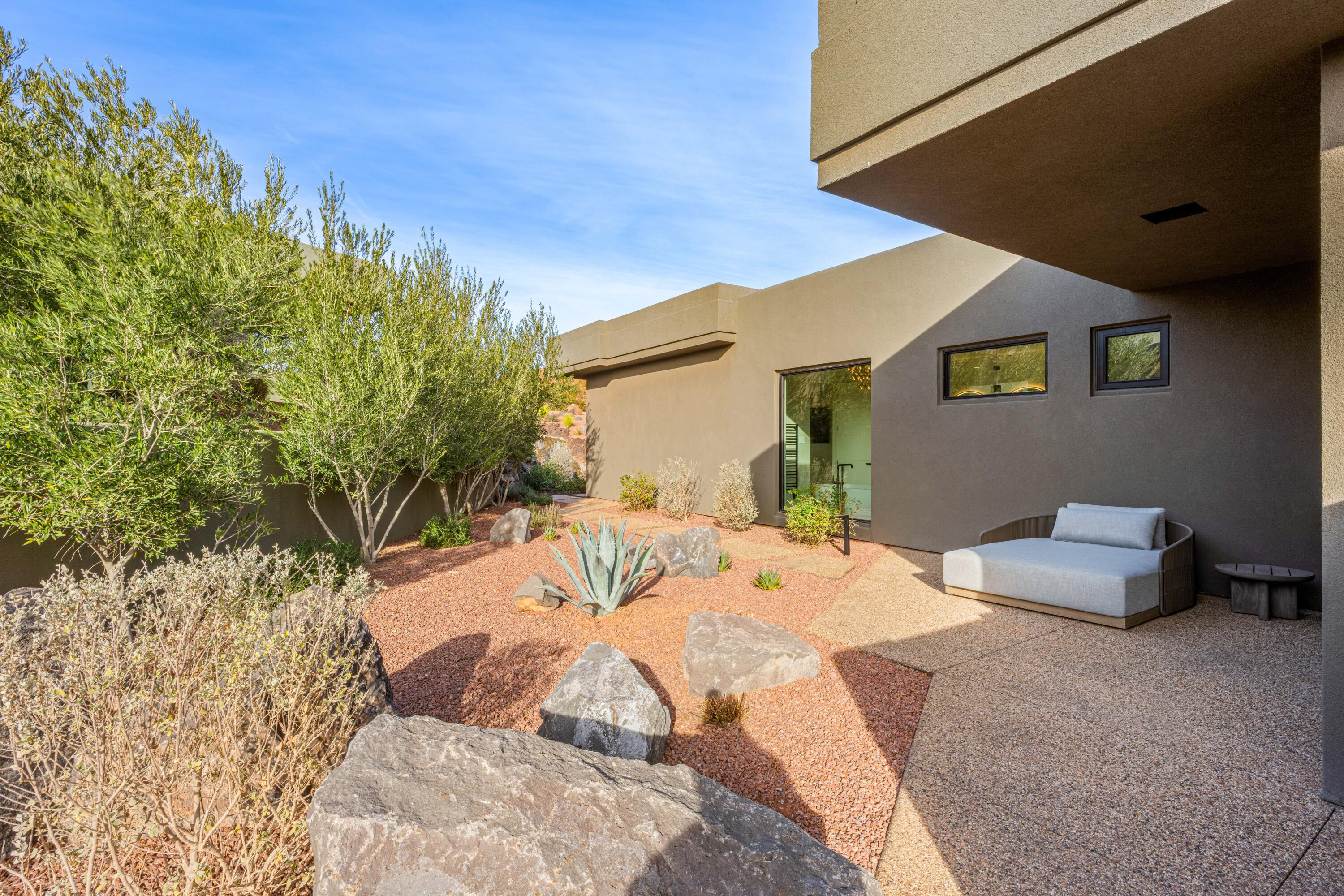 RESERVE OF ENTRADA SNOW CANYON PATIO HOMES - Residential