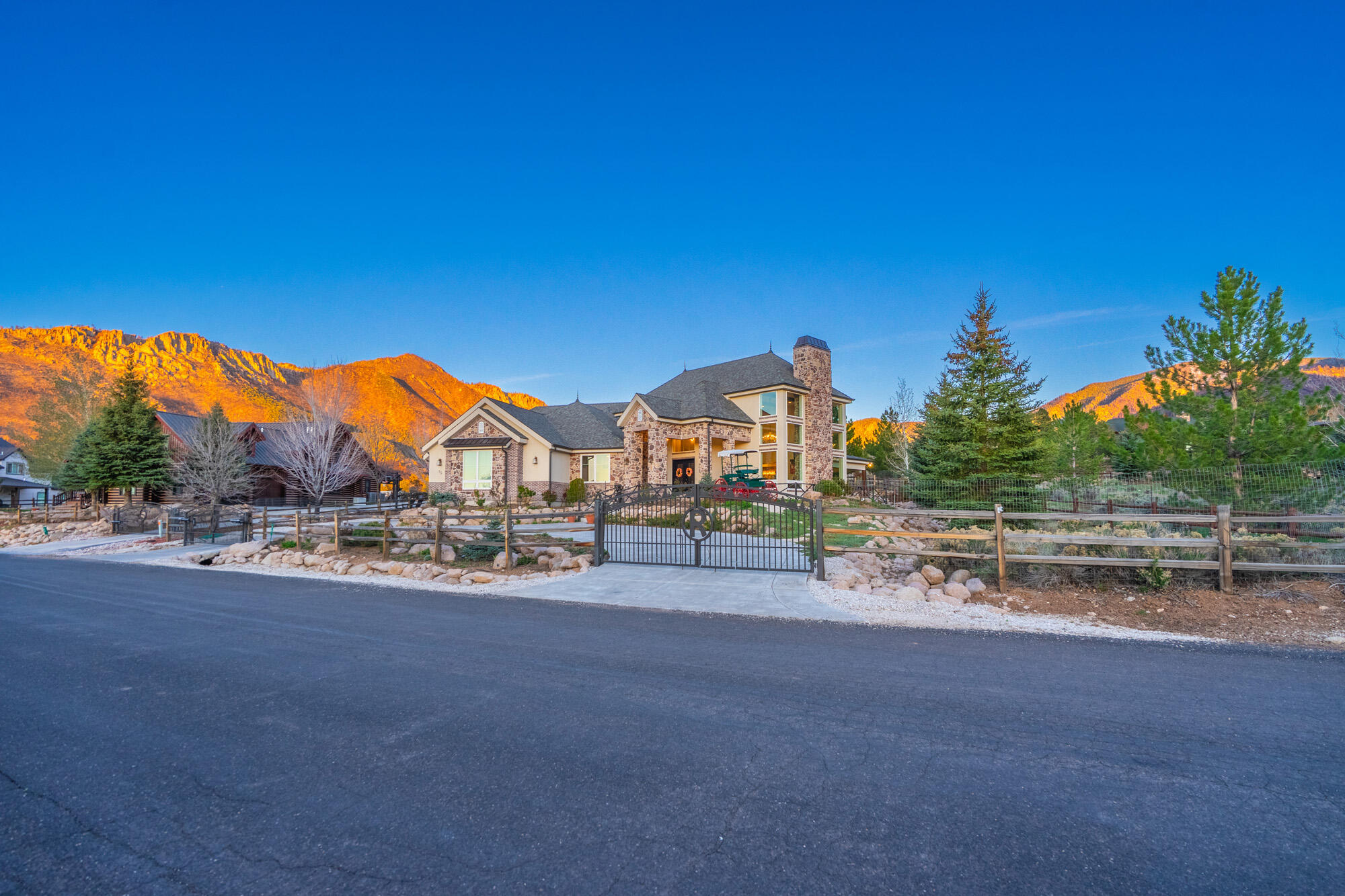 SPRING CREEK PINES - Residential