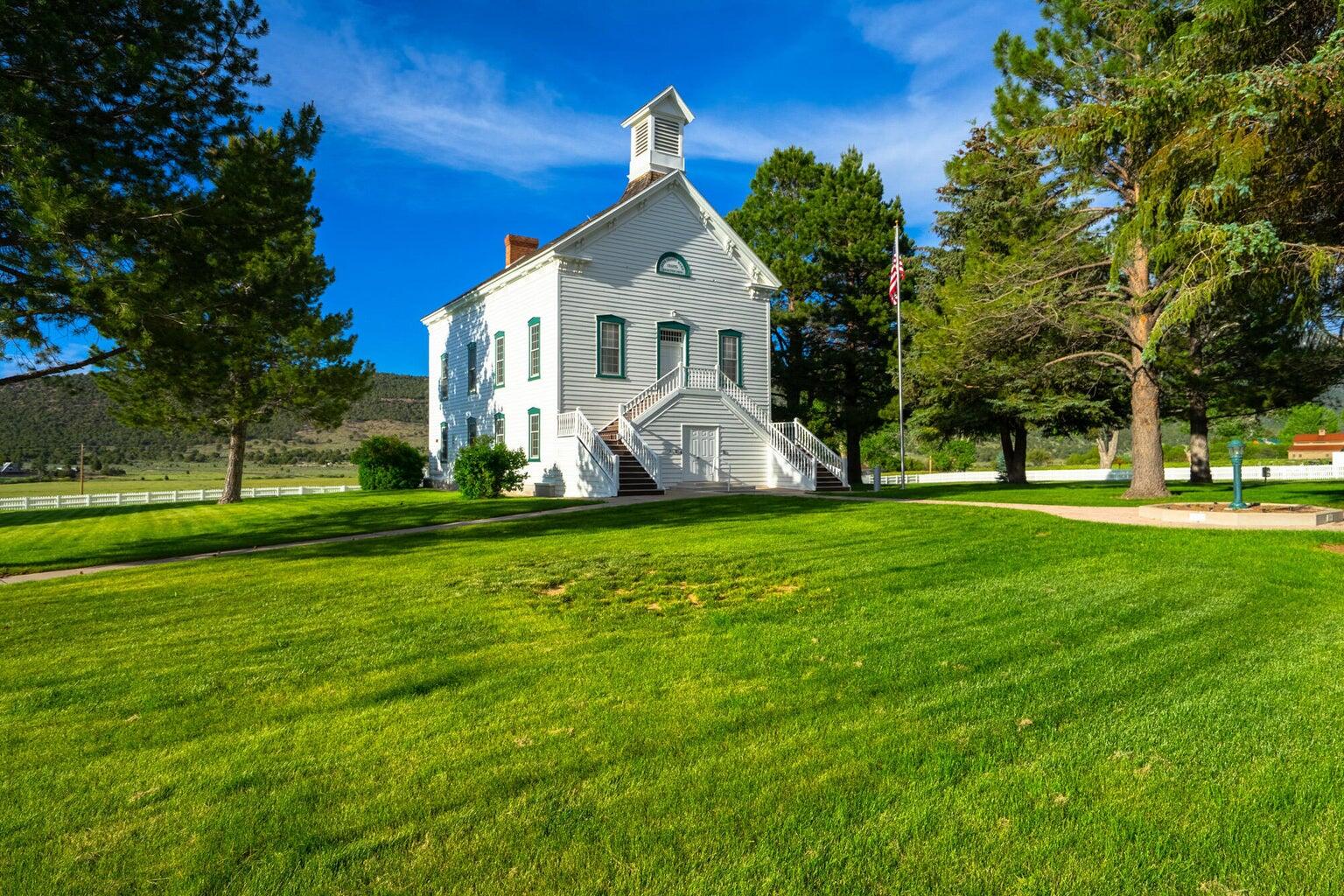 SPRING CREEK PINES - Residential