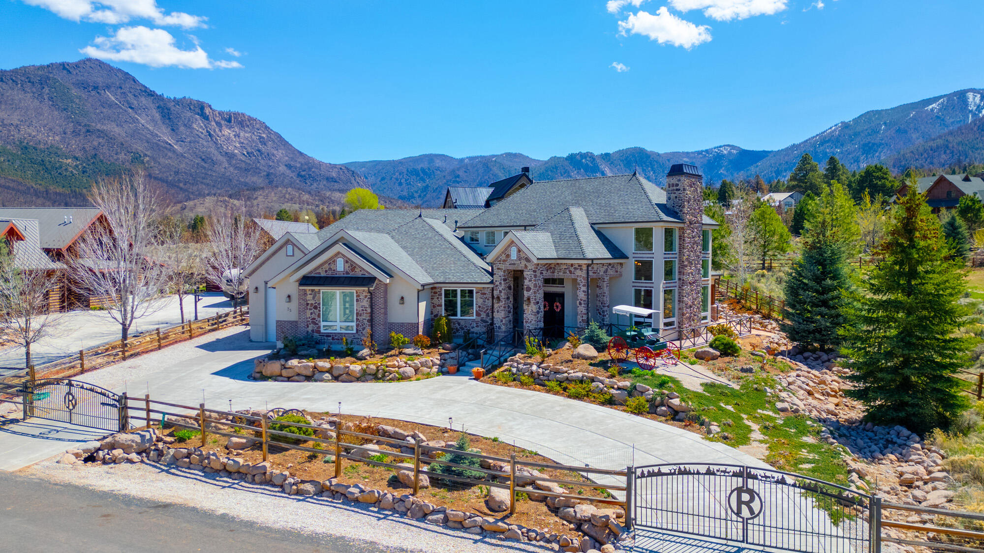 SPRING CREEK PINES - Residential