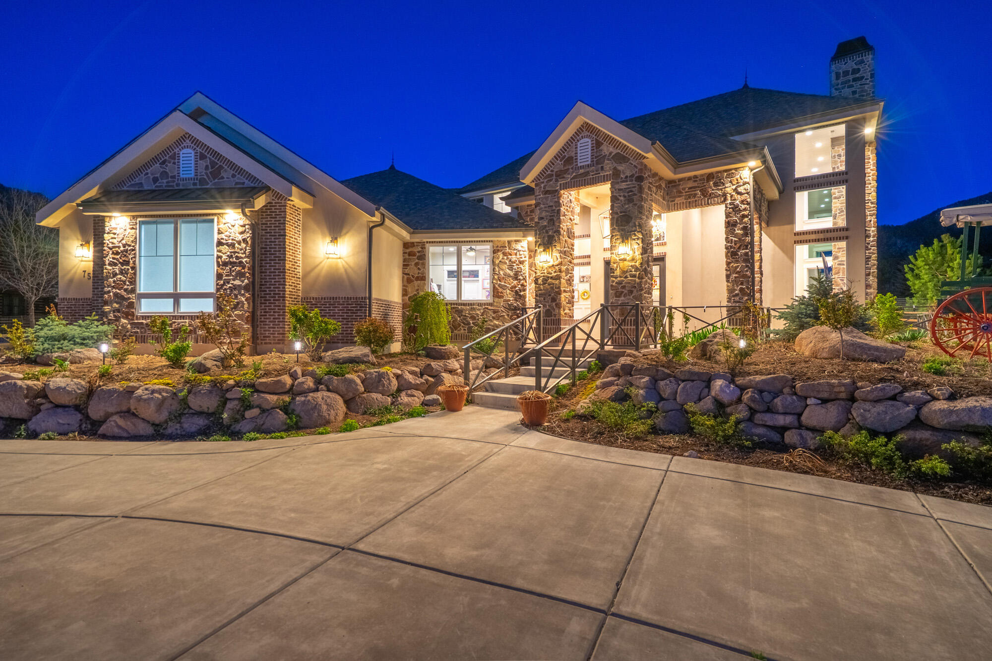 SPRING CREEK PINES - Residential