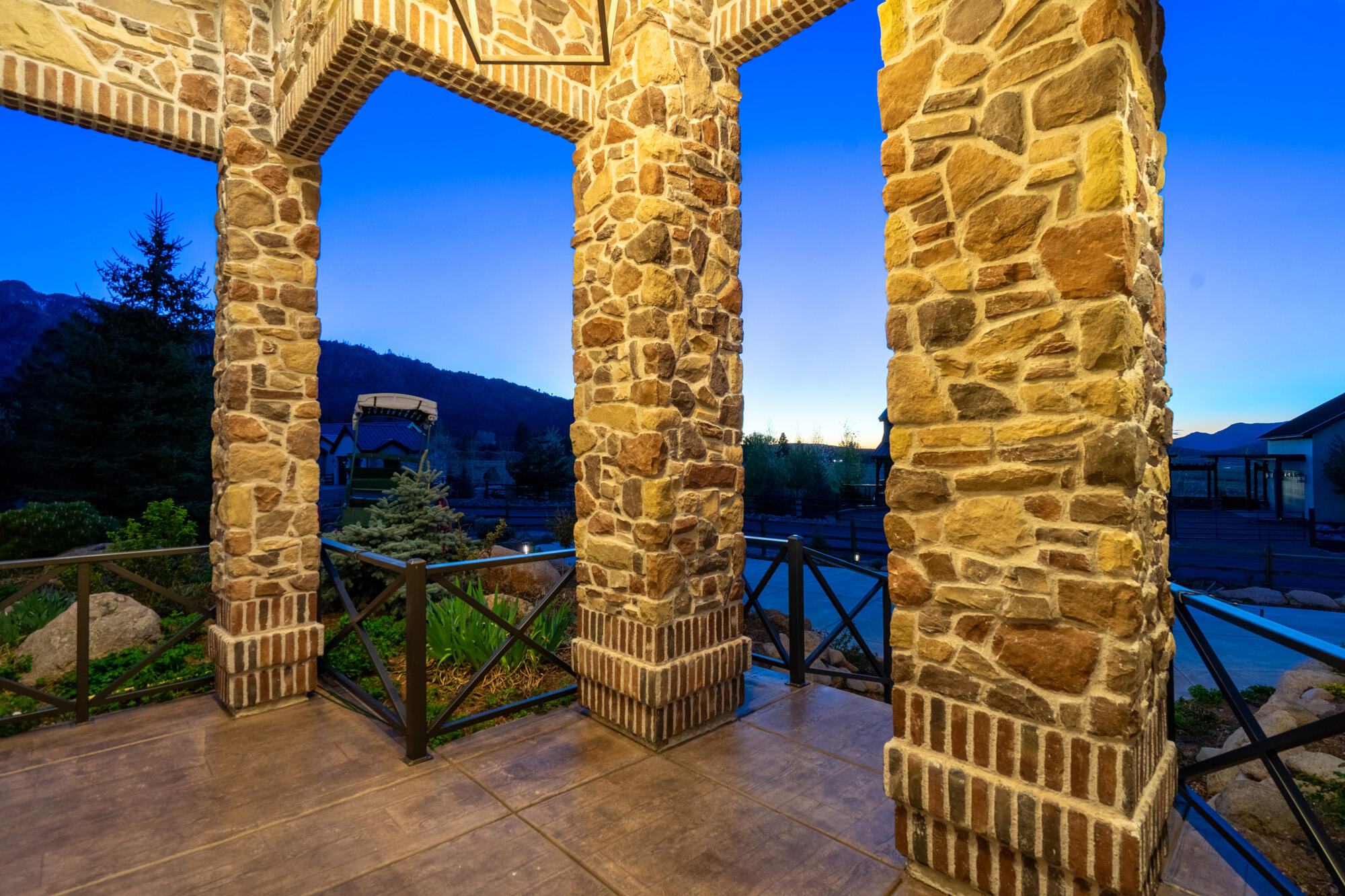 SPRING CREEK PINES - Residential