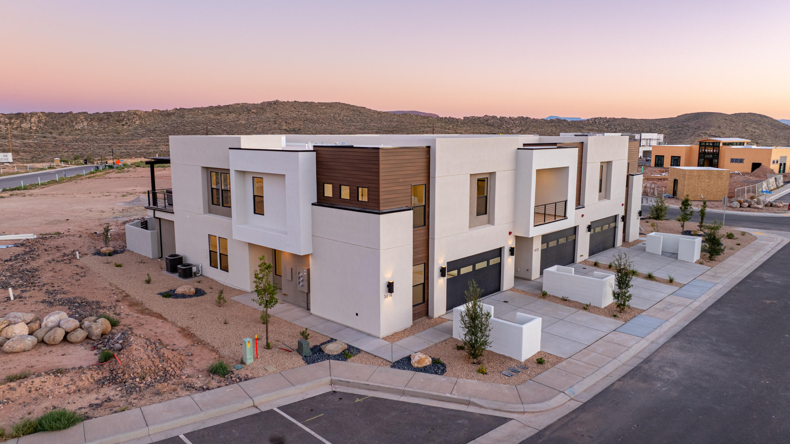 ISLAND AT CORAL CANYON - Residential