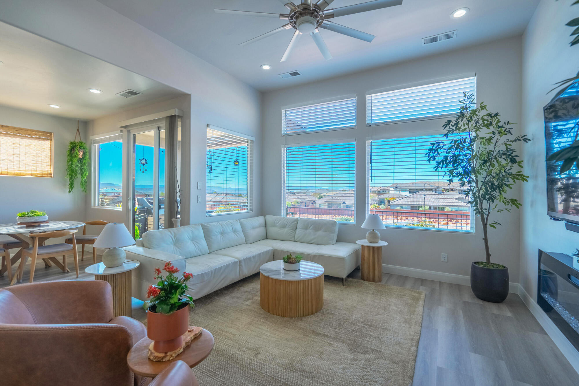 VILLAS AT GREEN SPRING - Residential