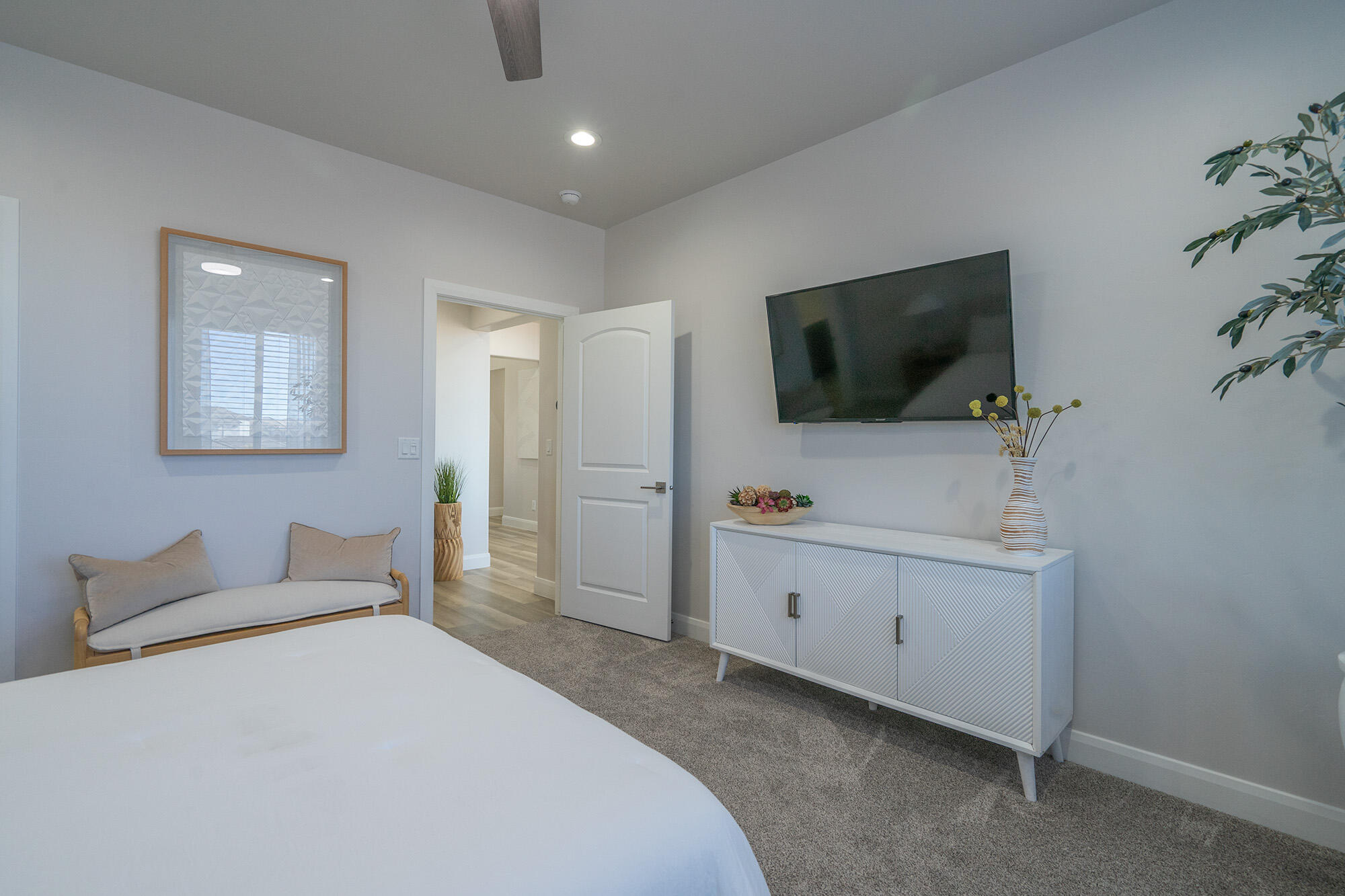 VILLAS AT GREEN SPRING - Residential