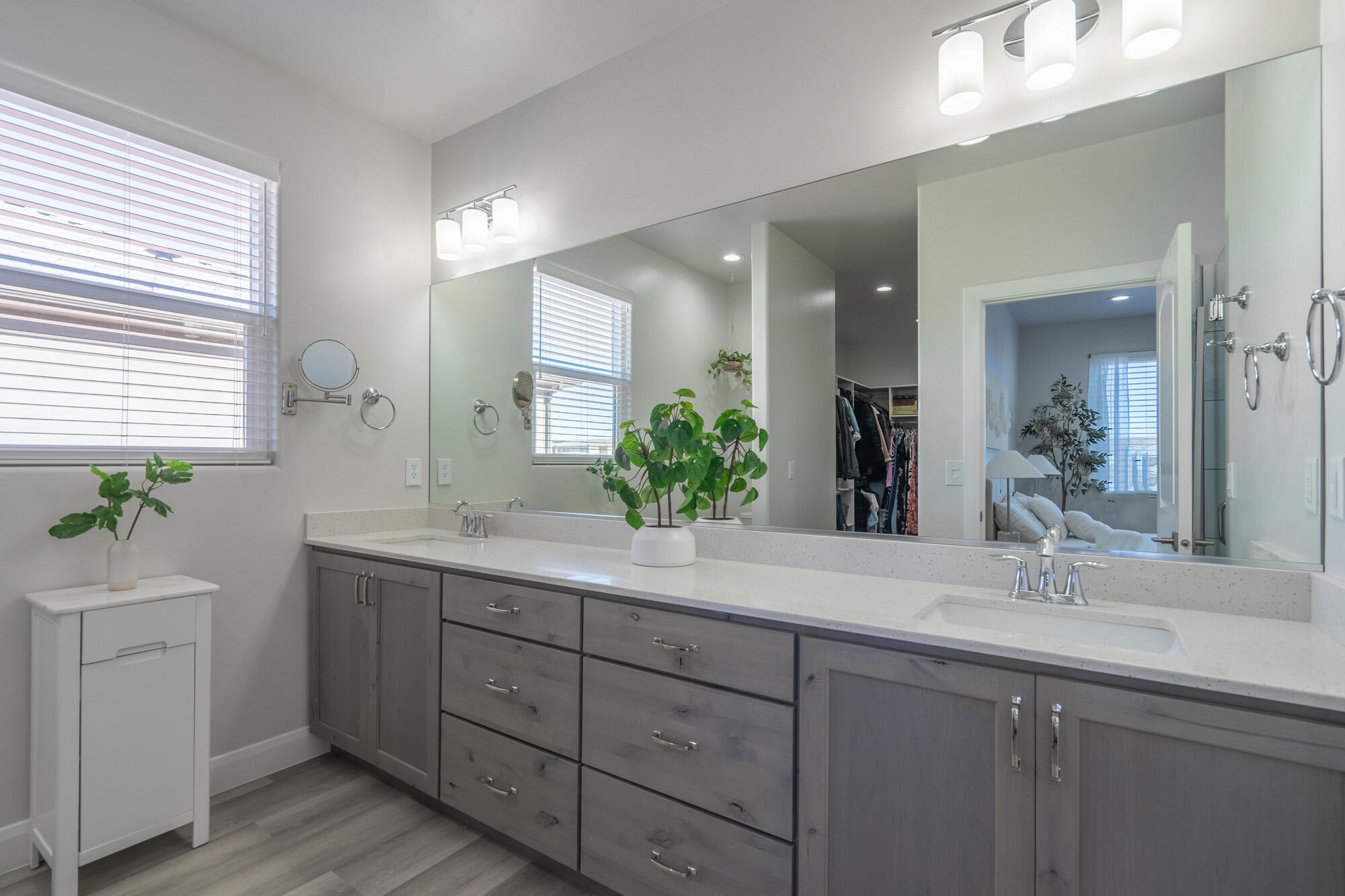 VILLAS AT GREEN SPRING - Residential