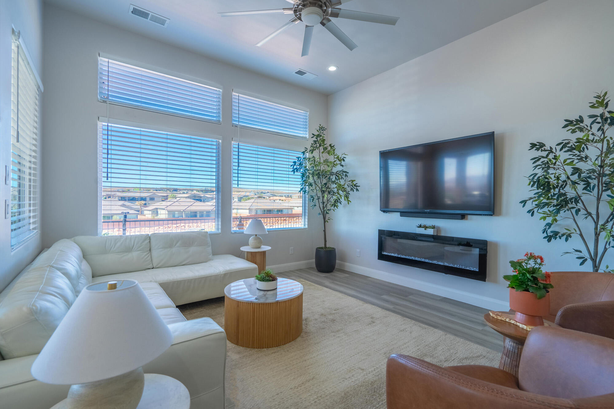 VILLAS AT GREEN SPRING - Residential