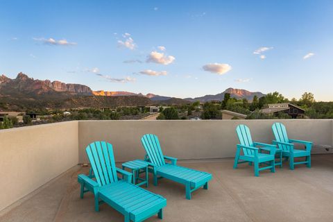 Tiny photo for 3000 NAVAJO Way, Springdale, UT 84767 (MLS # 26-273069)