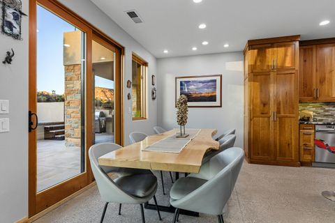 Tiny photo for 3000 NAVAJO Way, Springdale, UT 84767 (MLS # 26-273069)