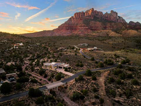 Tiny photo for 3000 NAVAJO Way, Springdale, UT 84767 (MLS # 26-273069)