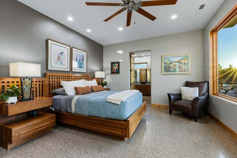 Tiny photo for 3000 NAVAJO Way, Springdale, UT 84767 (MLS # 26-273069)