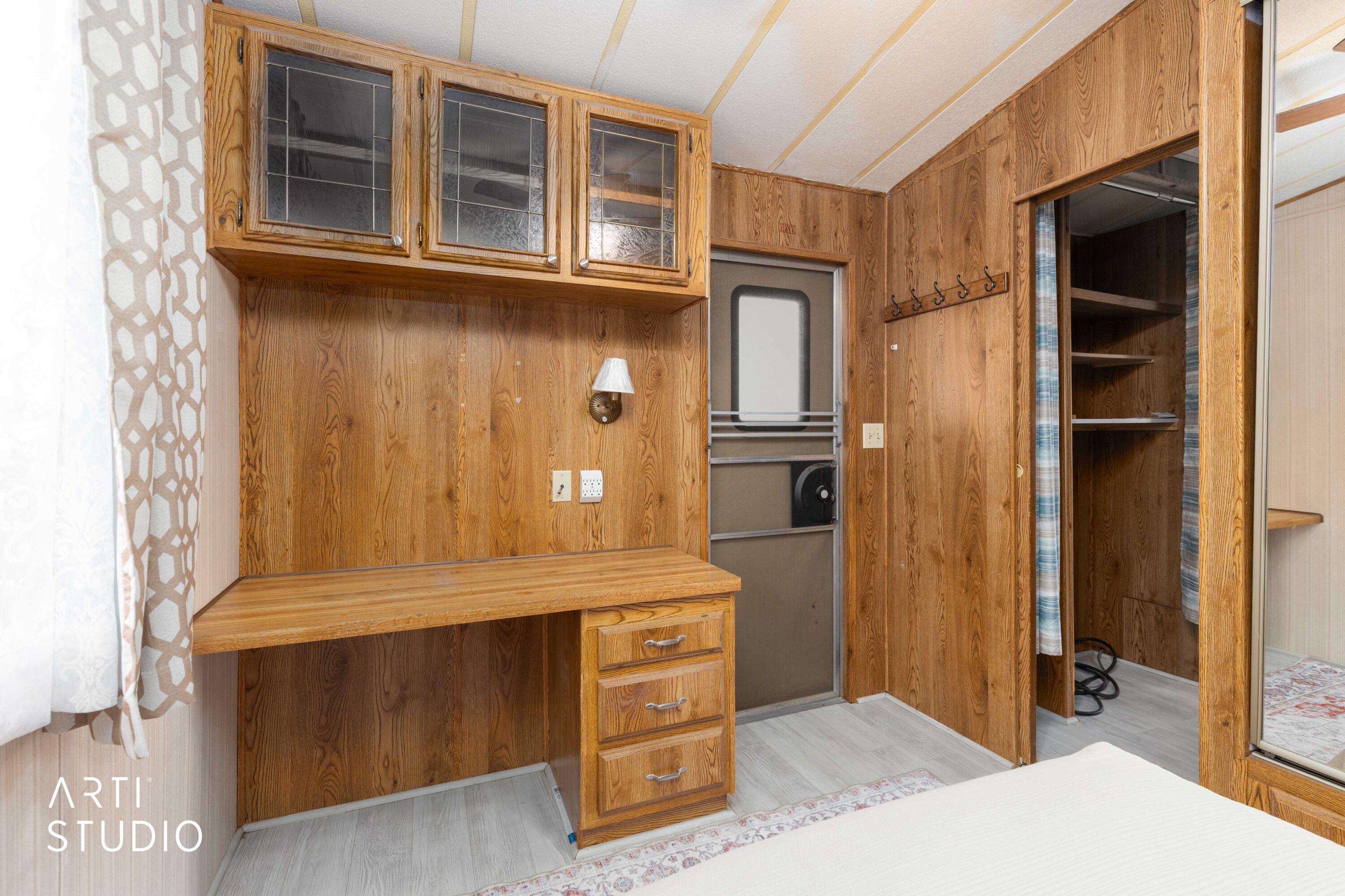 CANYON BREEZE RV RESORT - Residential