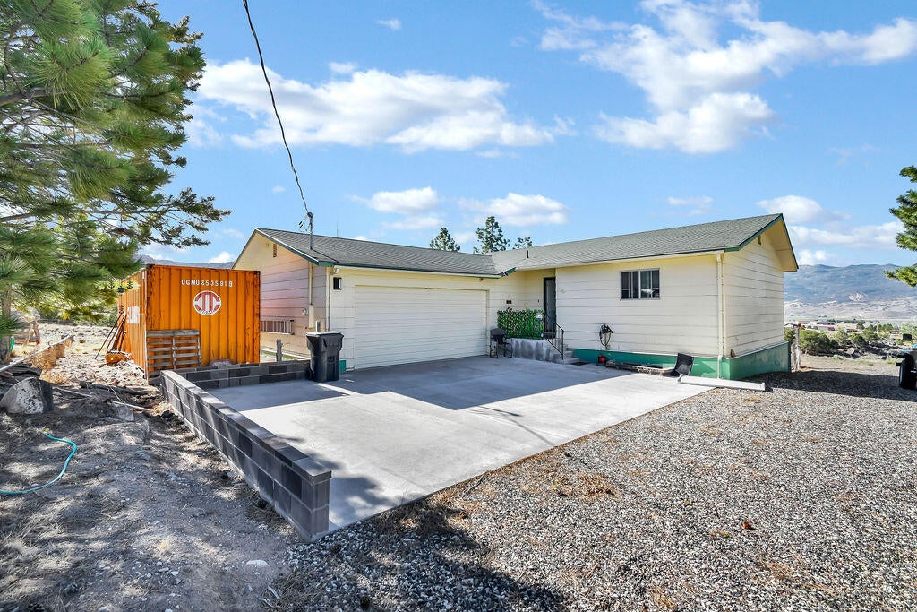Photo of 230 N 300 E, Bicknell, UT 84715 (MLS # 26-273474)