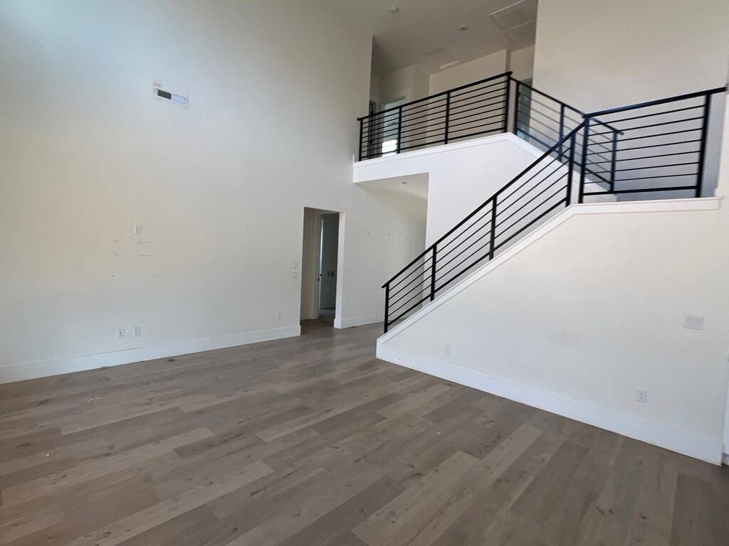 SHOOTING STAR - Residential