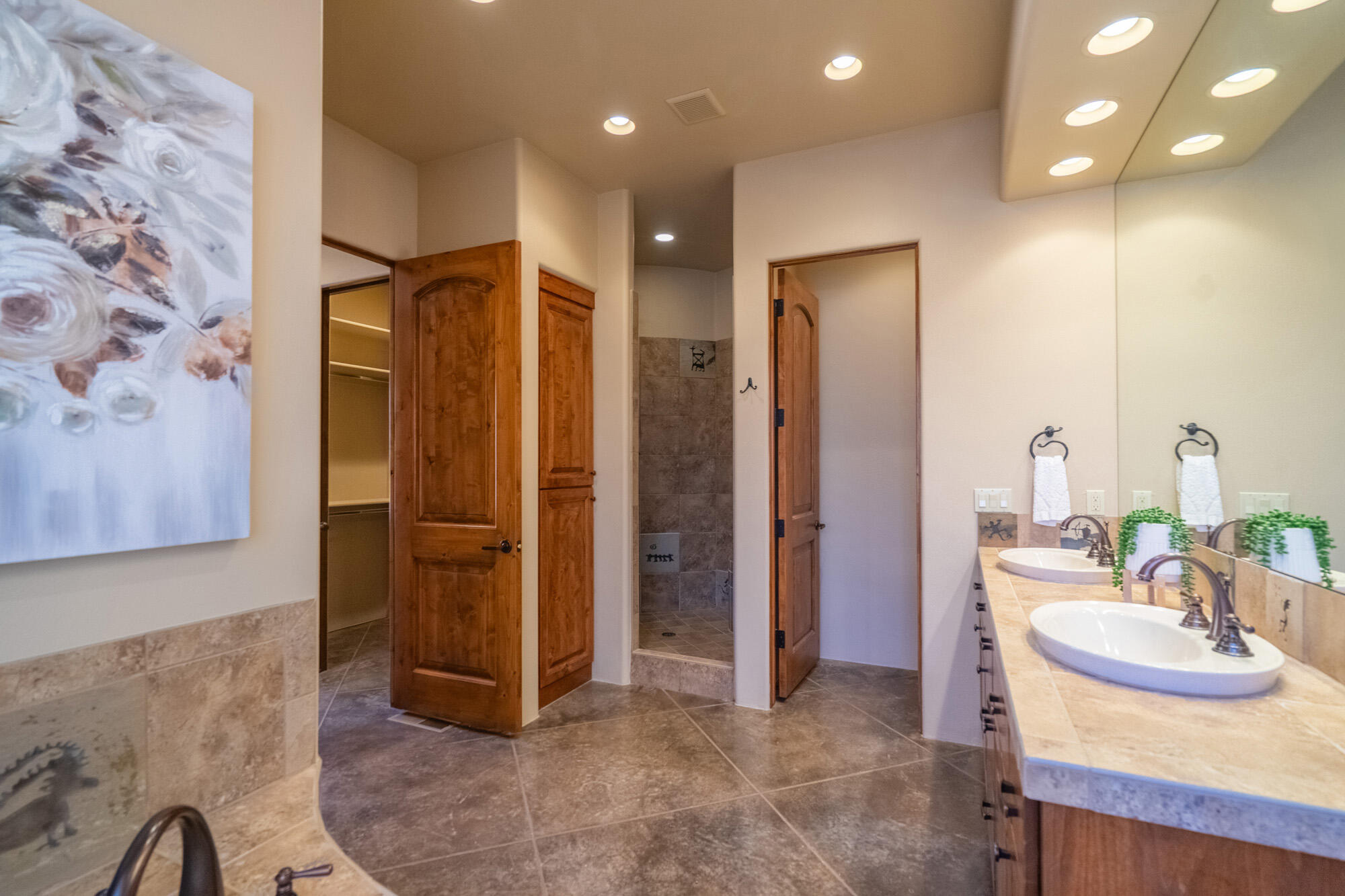 KACHINA SPRINGS EAST AT ENTRADA - Residential