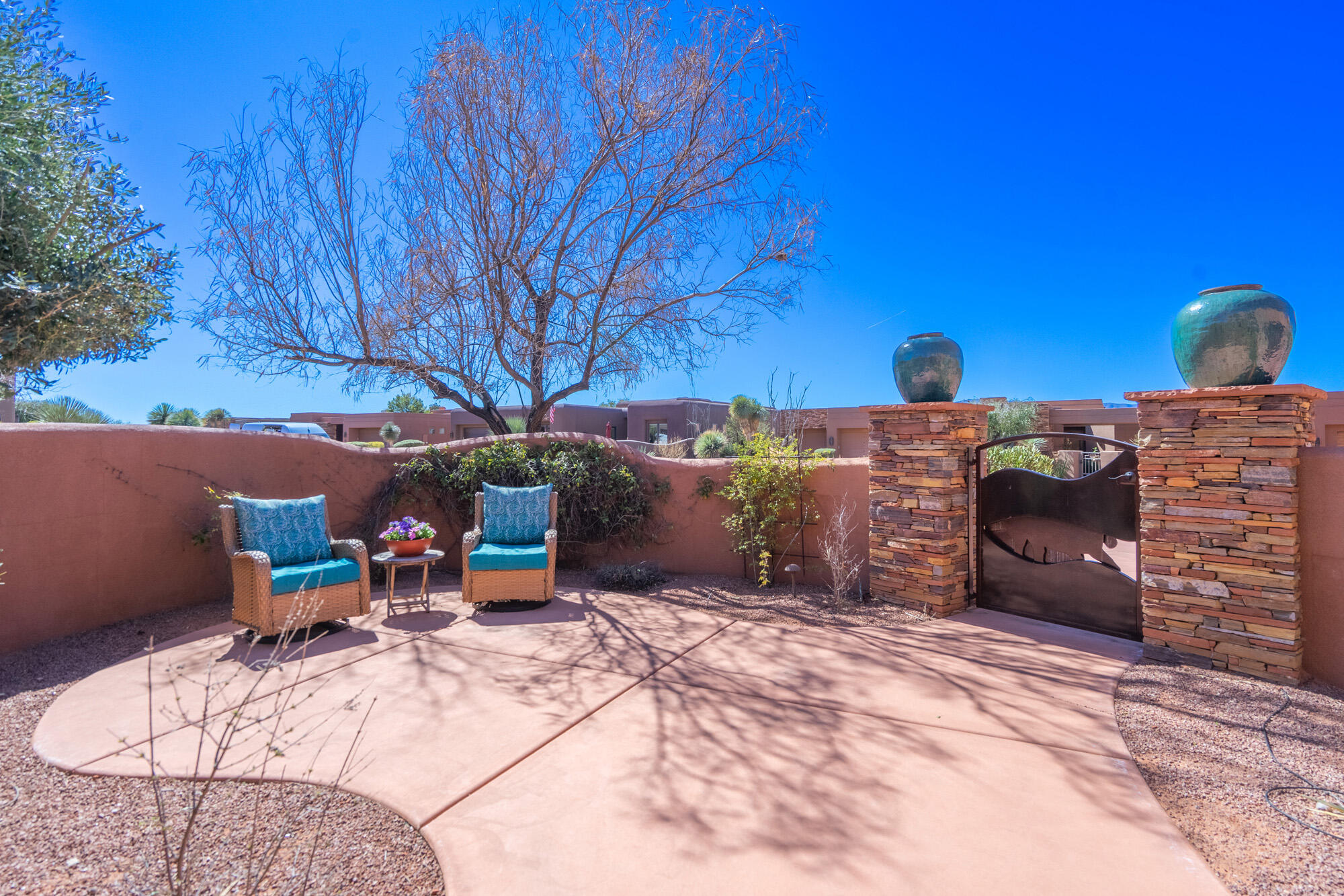 KACHINA SPRINGS EAST AT ENTRADA - Residential