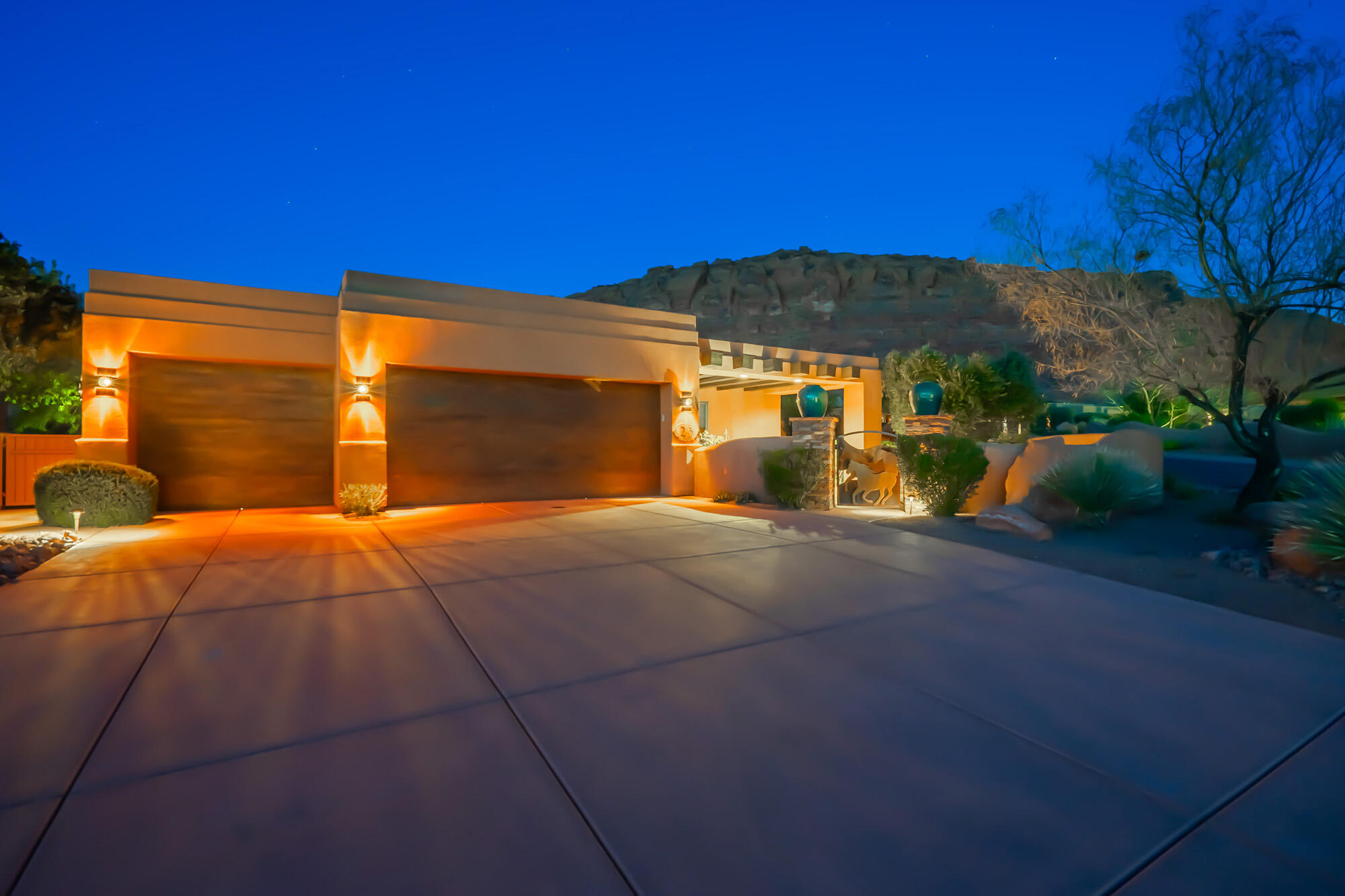 KACHINA SPRINGS EAST AT ENTRADA - Residential
