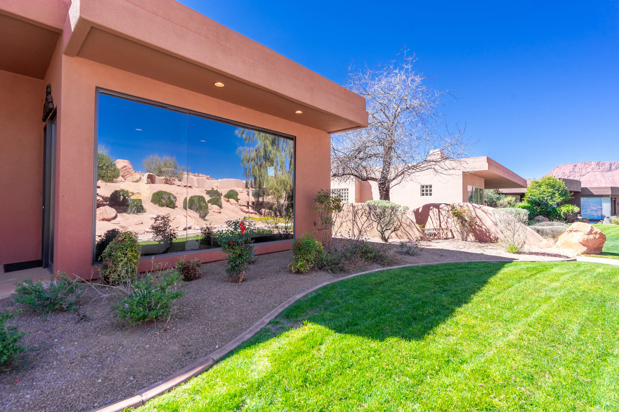 KACHINA SPRINGS EAST AT ENTRADA - Residential