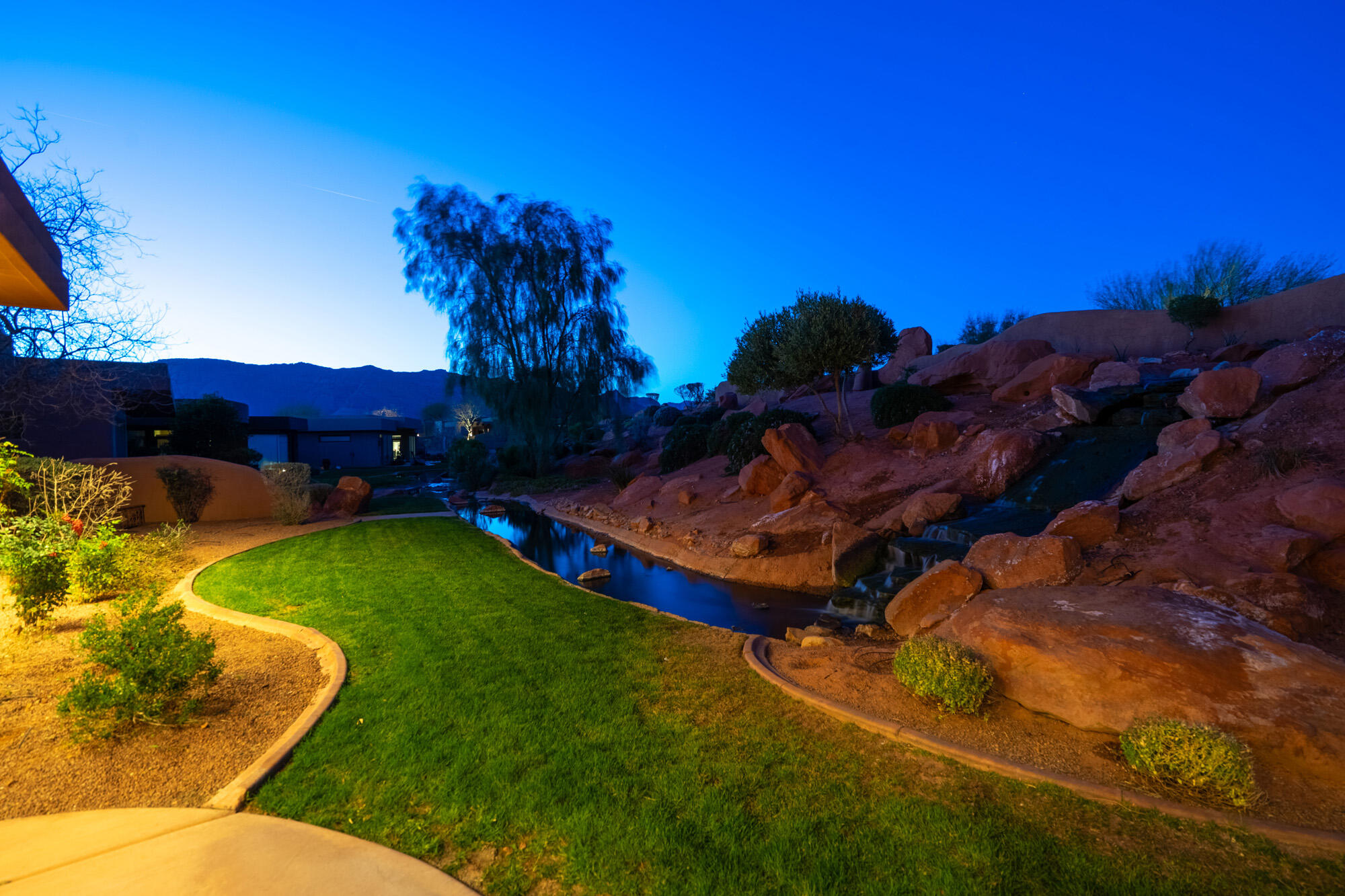 KACHINA SPRINGS EAST AT ENTRADA - Residential