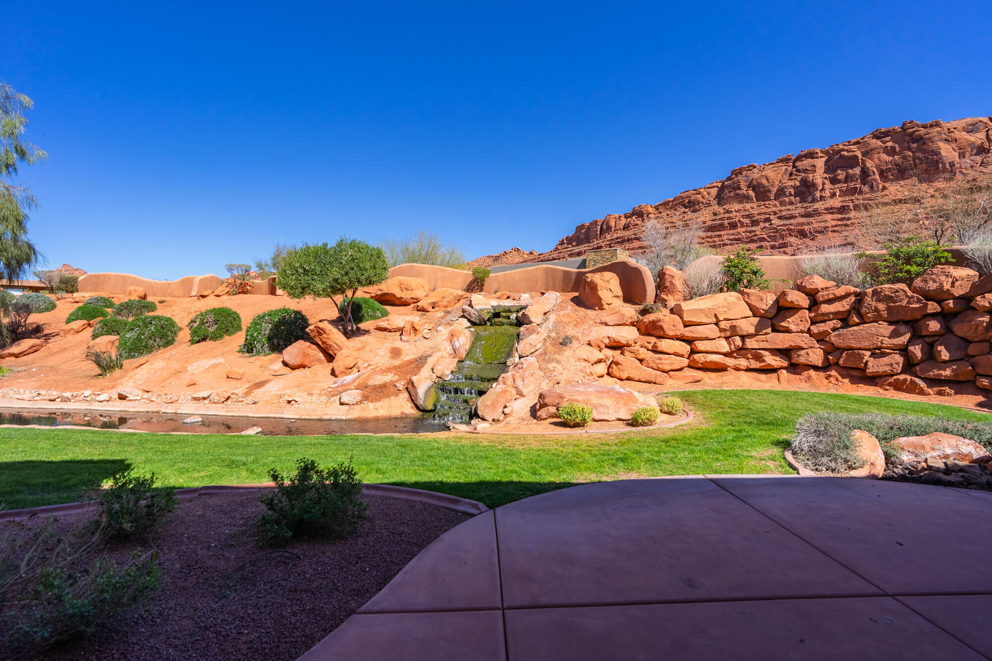 KACHINA SPRINGS EAST AT ENTRADA - Residential