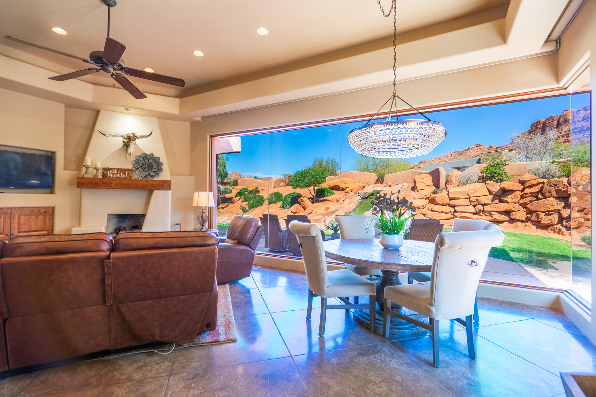 KACHINA SPRINGS EAST AT ENTRADA - Residential