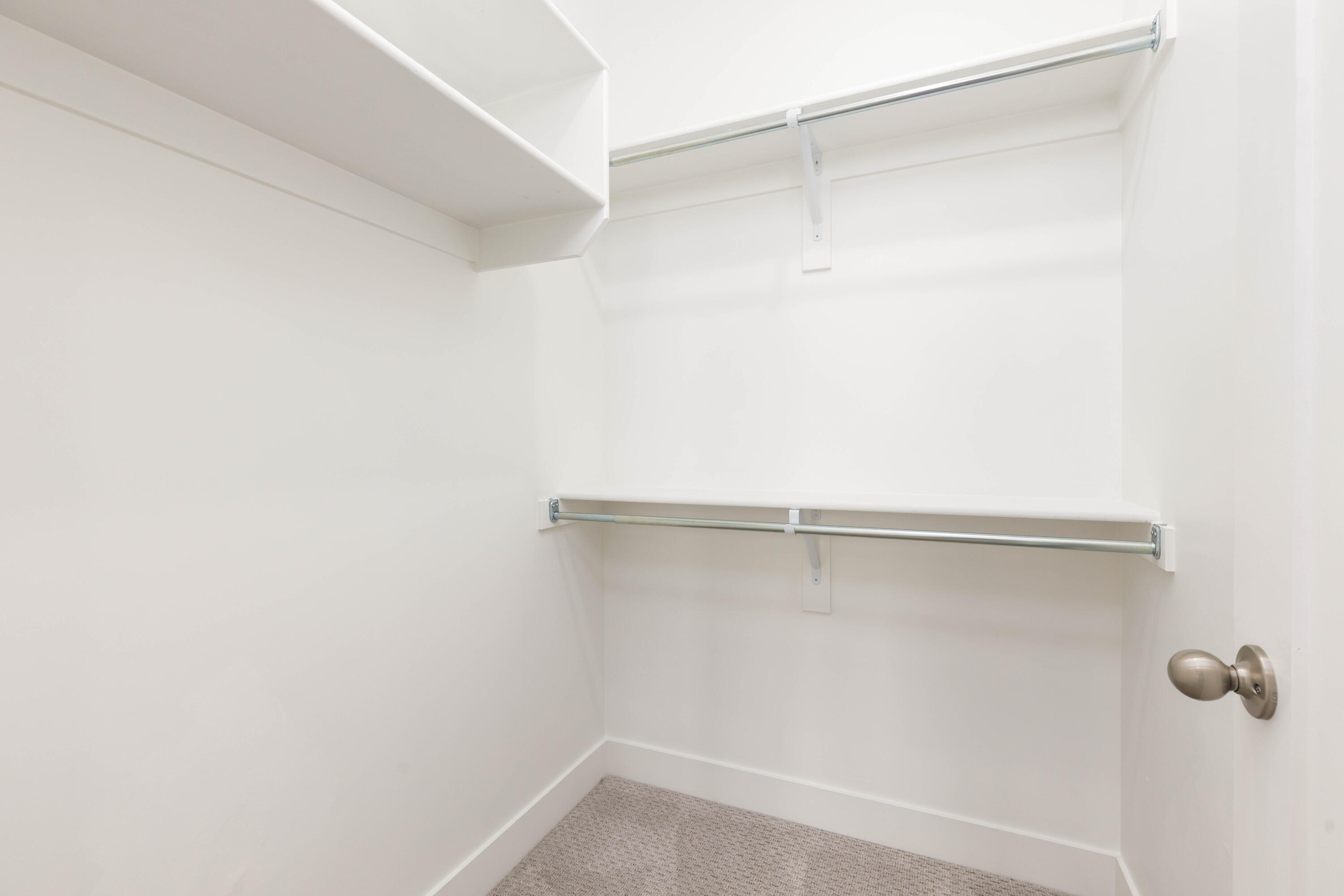 SALARNO HILLS AT DIVARIO - Residential