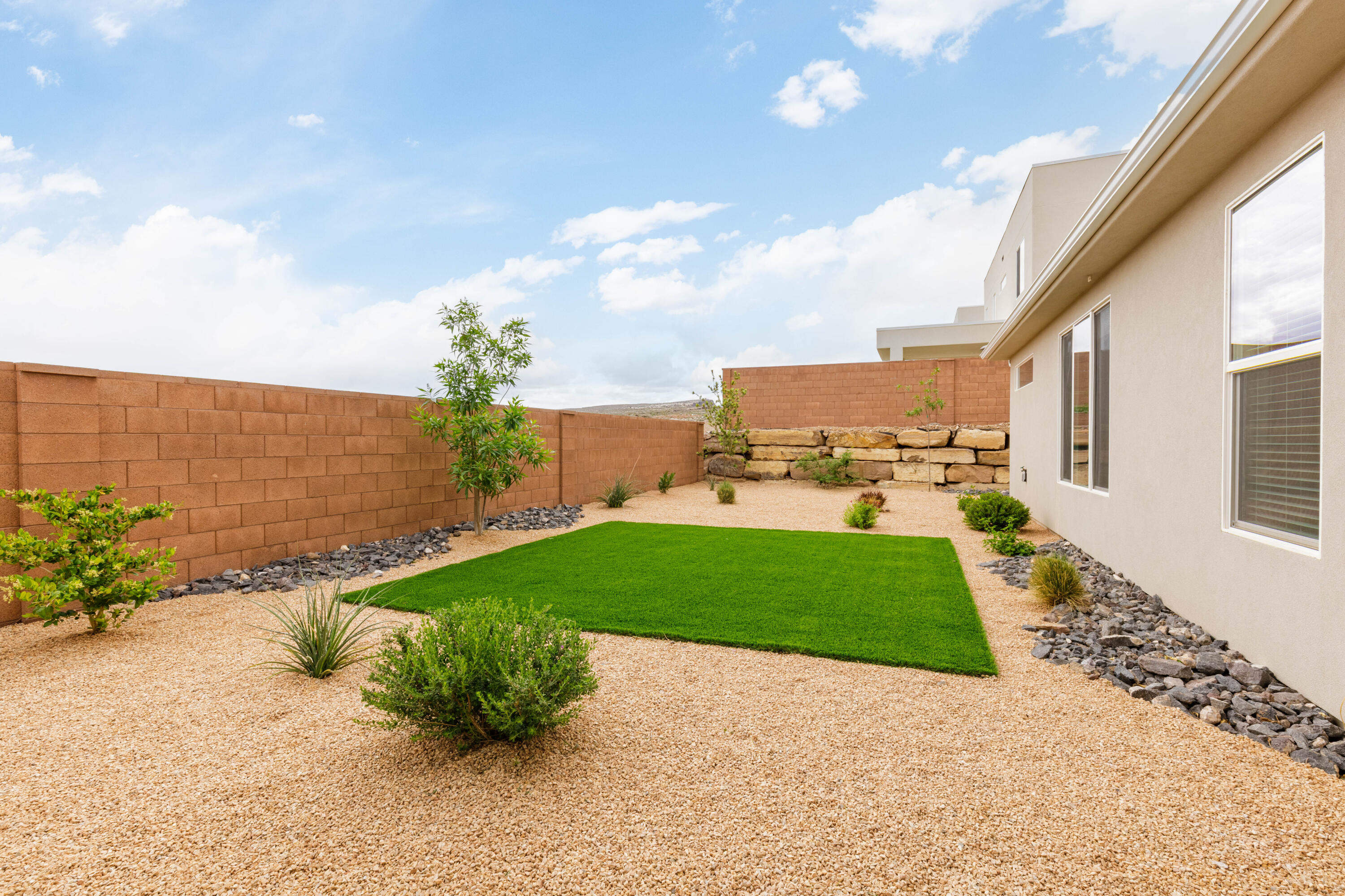 SALARNO HILLS AT DIVARIO - Residential