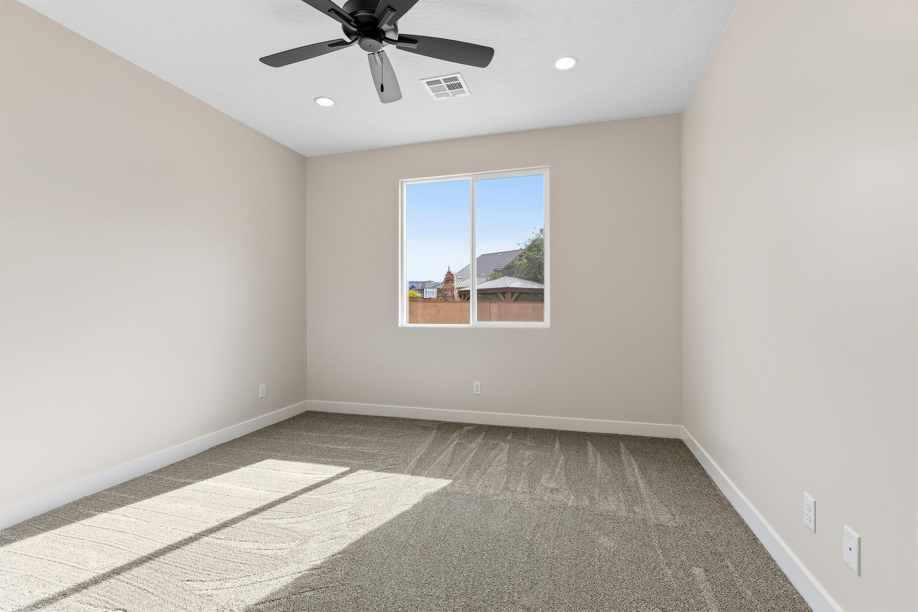 DIXIE SPRINGS - Residential